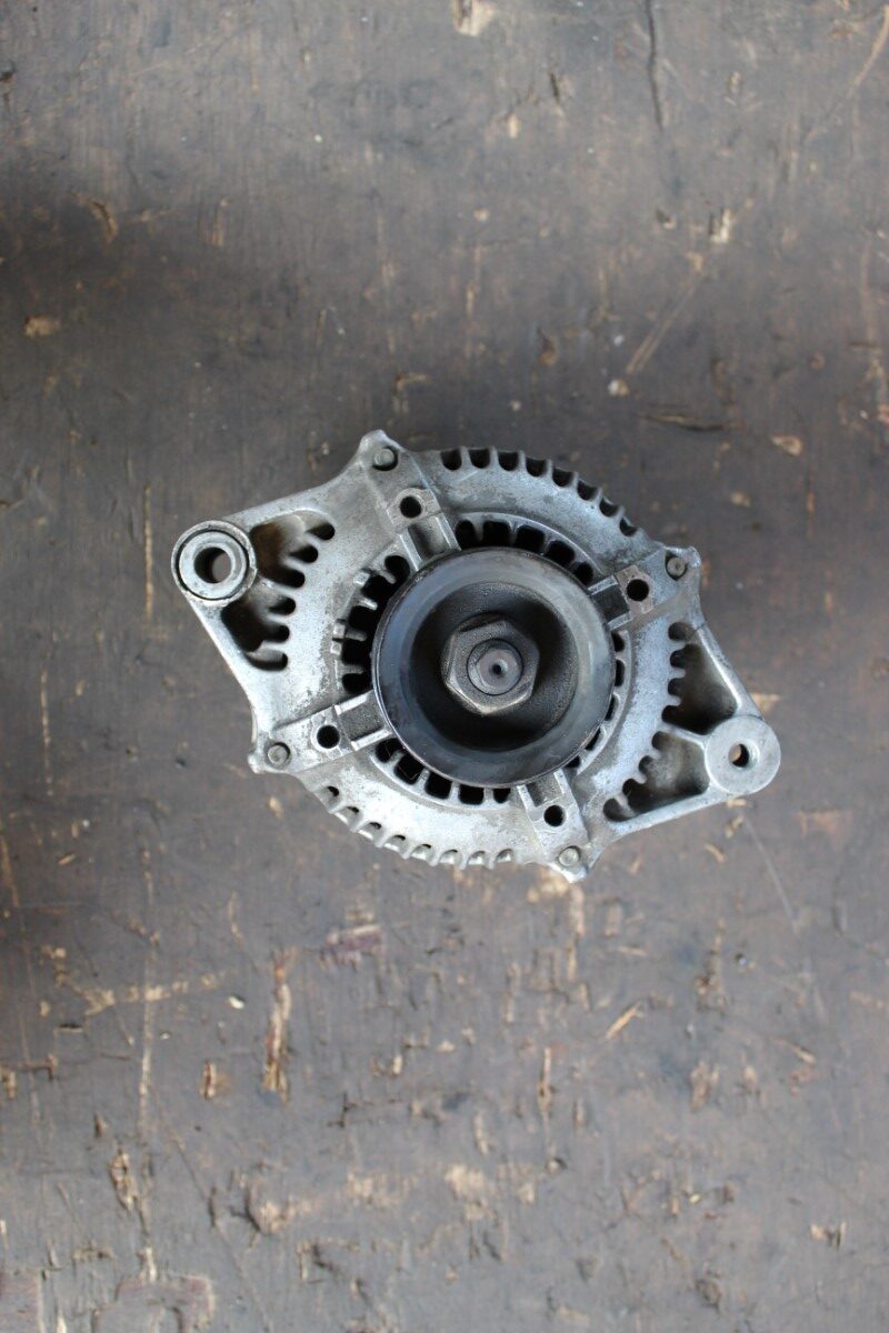 Δυναμό ( 31400-60G1 ) Suzuki Baleno ’98 Προσφορά.