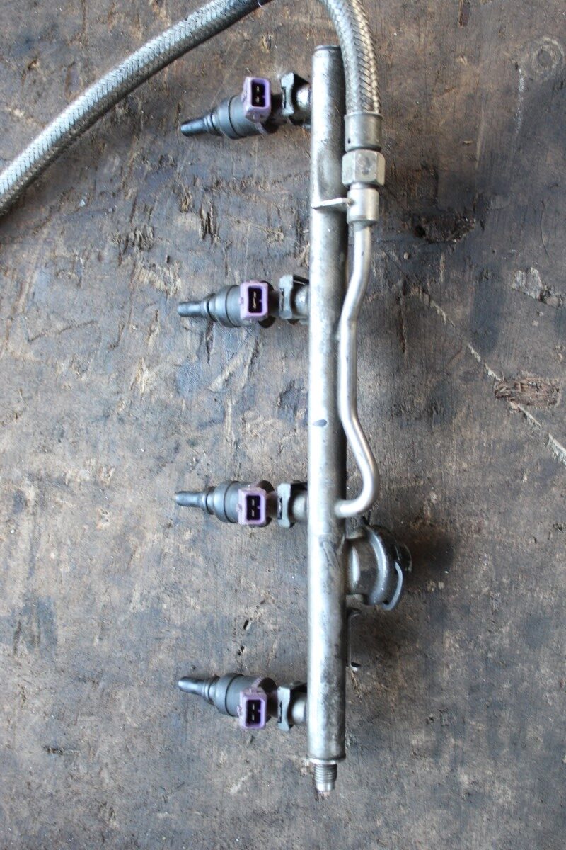 Μπεκιέρα με Μπεκ ( 0000787249 ) Mercedes C200 W203 ’06 Προσφορά.