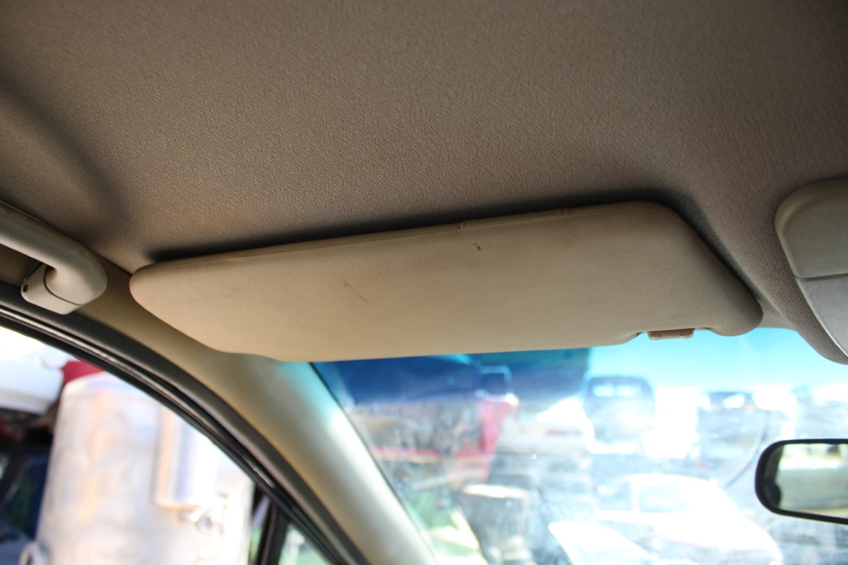 Σκιάδια Οδηγού-Συνοδηγού Mercedes A140 W168 ’98 Προσφορά.