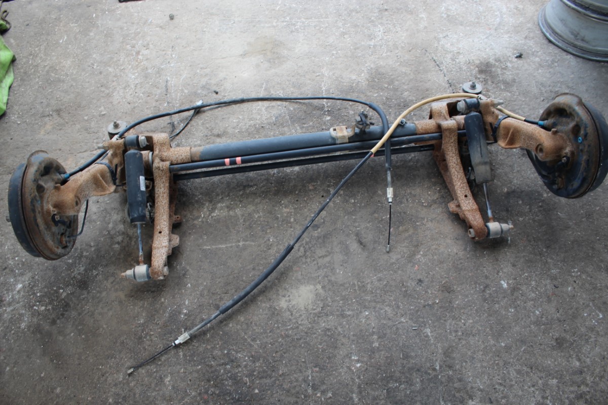 Άξονας Πίσω Citroen Xsara Picasso ’04 Προσφορά.