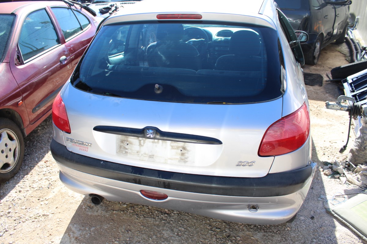 Φανάρια Πίσω Peugeot 206 ’00 Προσφορά.
