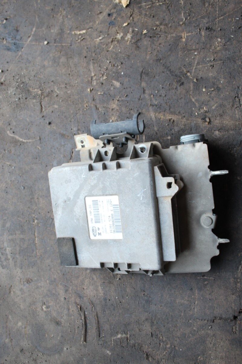 Εγκέφαλος Κινητήρα Σετ ( 9637086980 , 9626460880 ) Peugeot 206 ’00 Προσφορά.