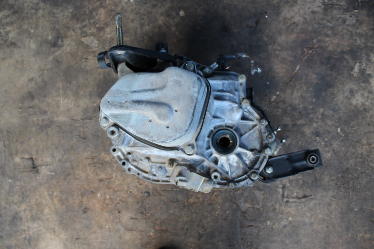 Χειροκίνητο Σασμάν HFX 1100cc Peugeot 106 ’00 Προσφορά.