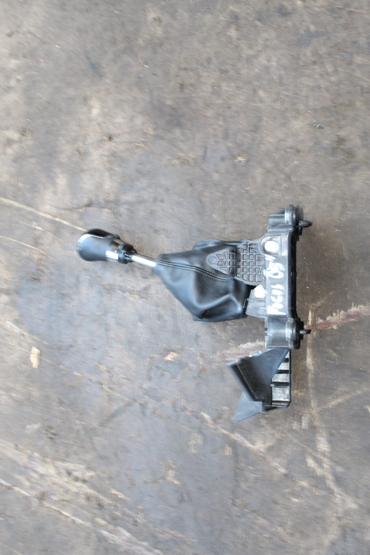 Λεβιές Ταχυτήτων Ford Focus ’05 Προσφορά.