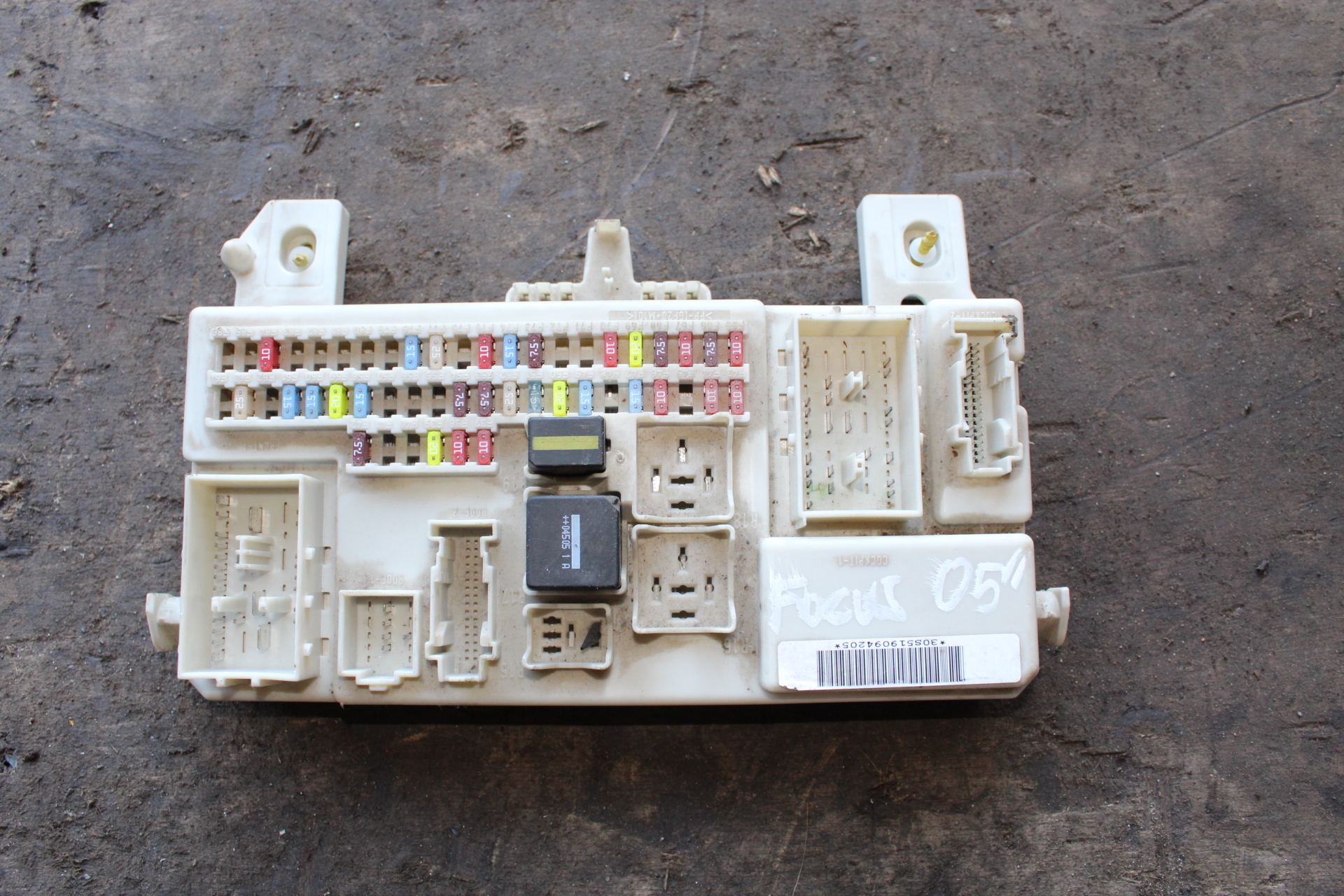 Ασφαλειοθήκη Εσωτερική ( 4M5T14A073AC ) Ford Focus ’05 Προσφορά.