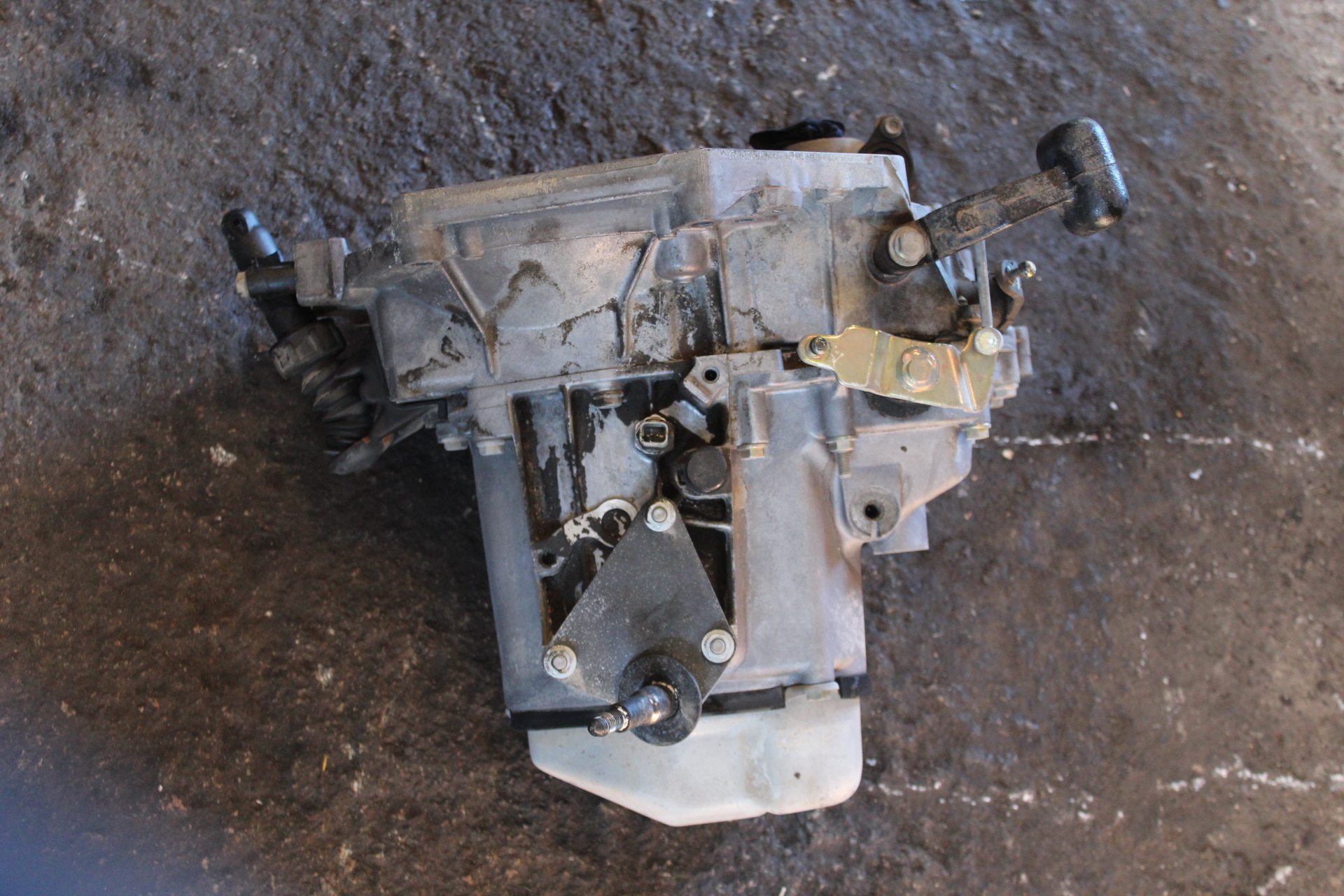 Χειροκίνητο Σασμάν KFU Peugeot 307 ’04 Προσφορά.