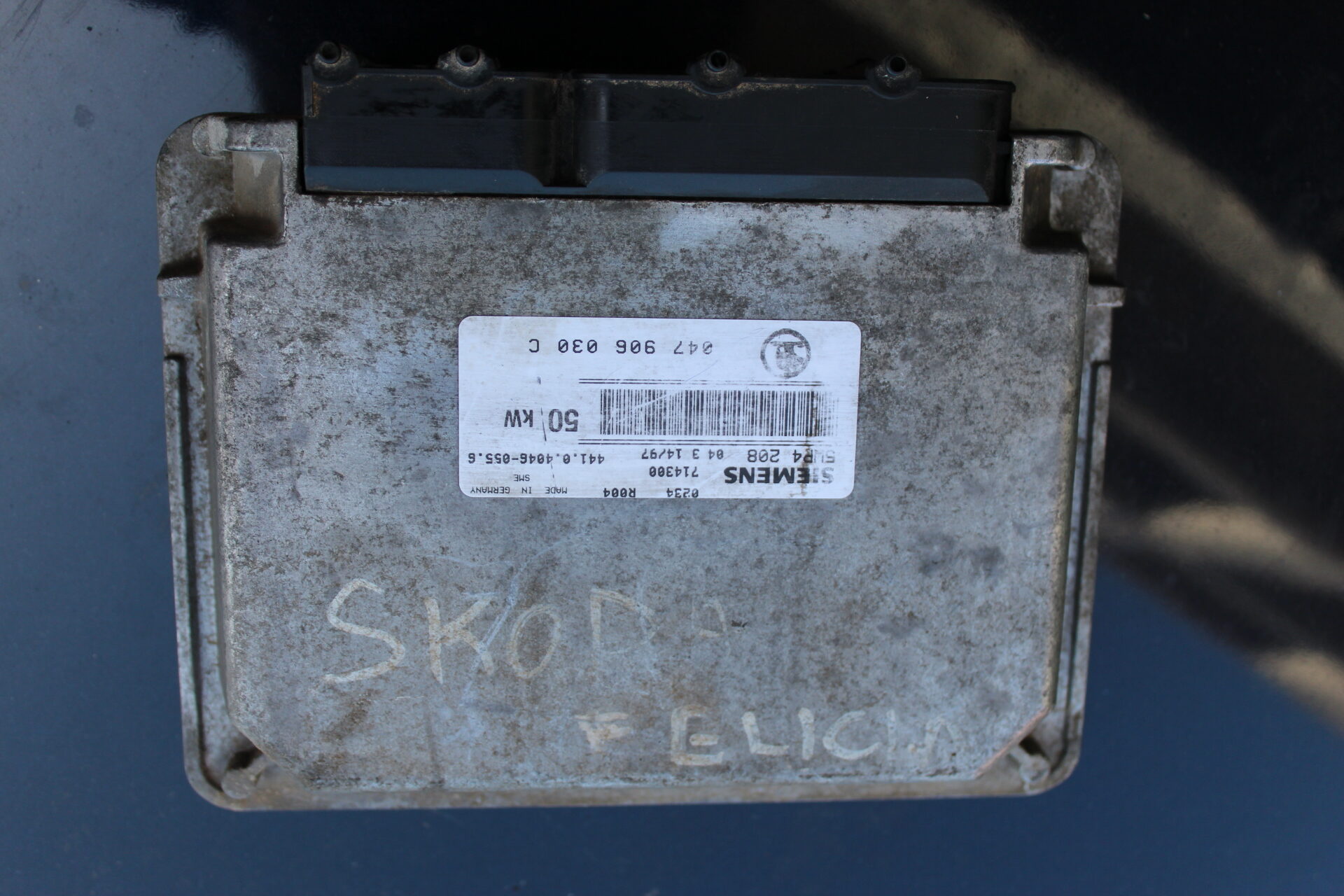 Εγκέφαλος Κινητήρα Σετ ( 047906030C , 5WP4208 ) Skoda Felicia ’97 Προσφορά.