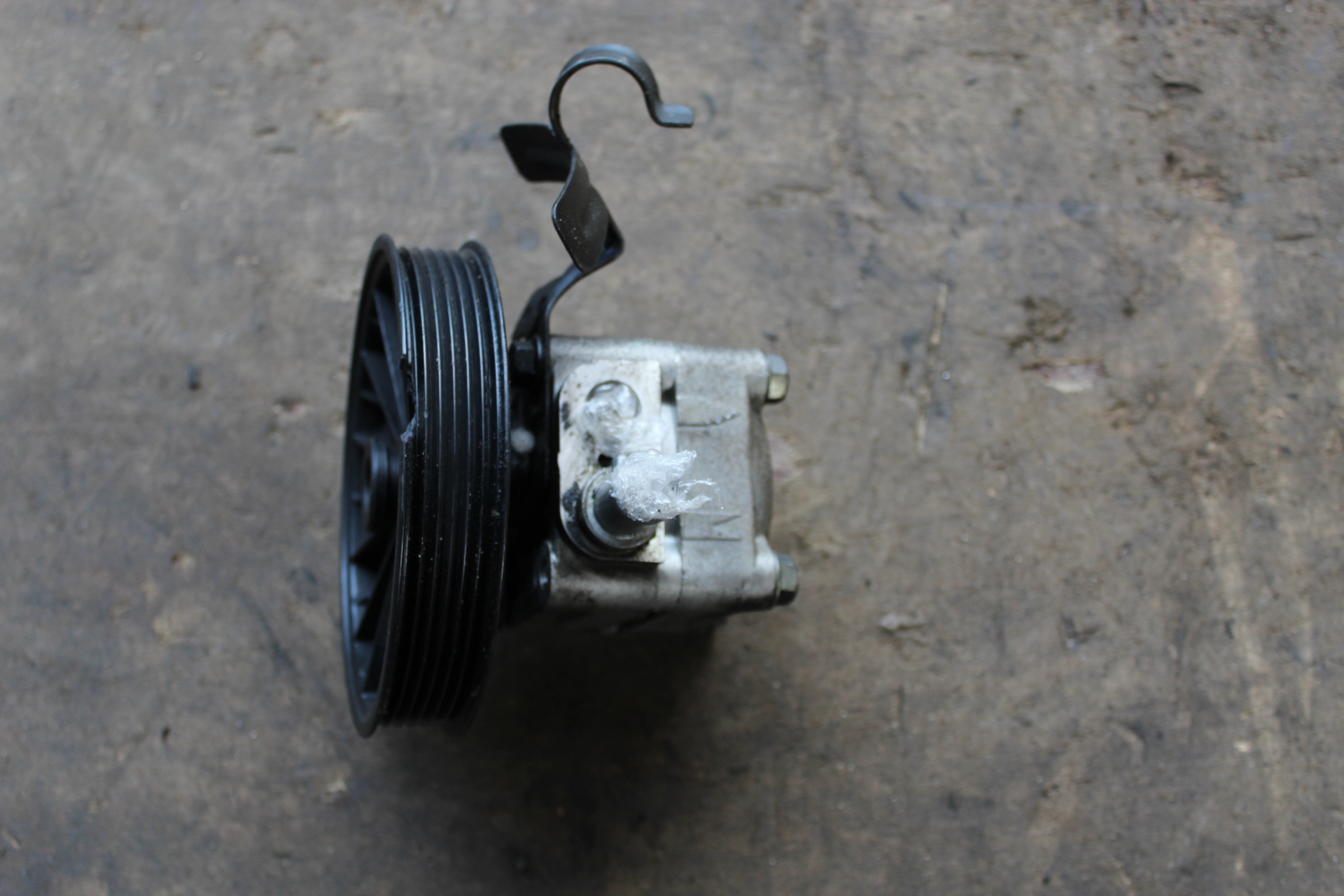 Αντλία Υδραυλικού Τιμονιού Volvo S80 ’00 Προσφορά.