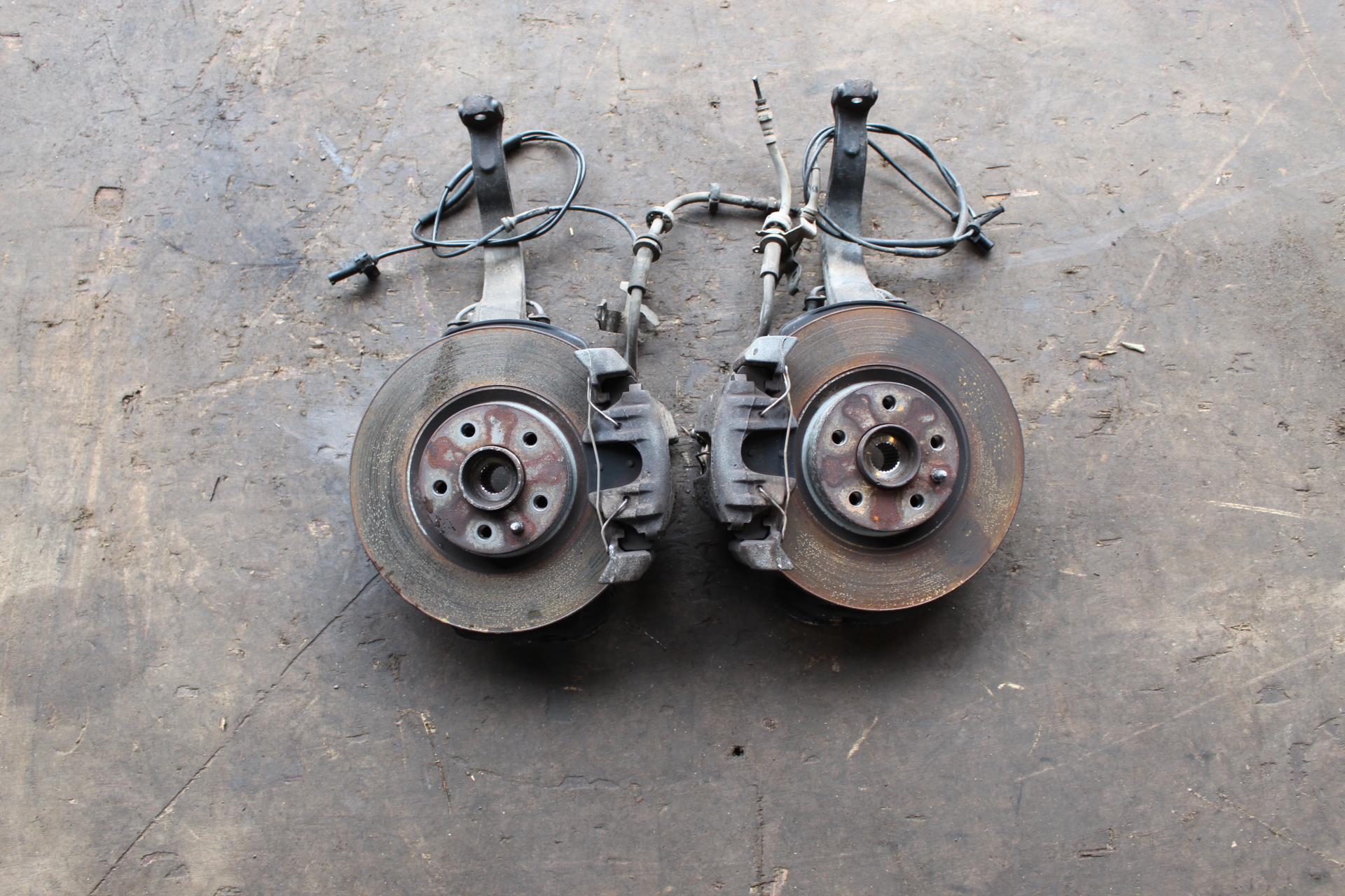 Δαγκάνες Εμπρός- Πίσω Alfa Romeo 147 ’04 Προσφορά.