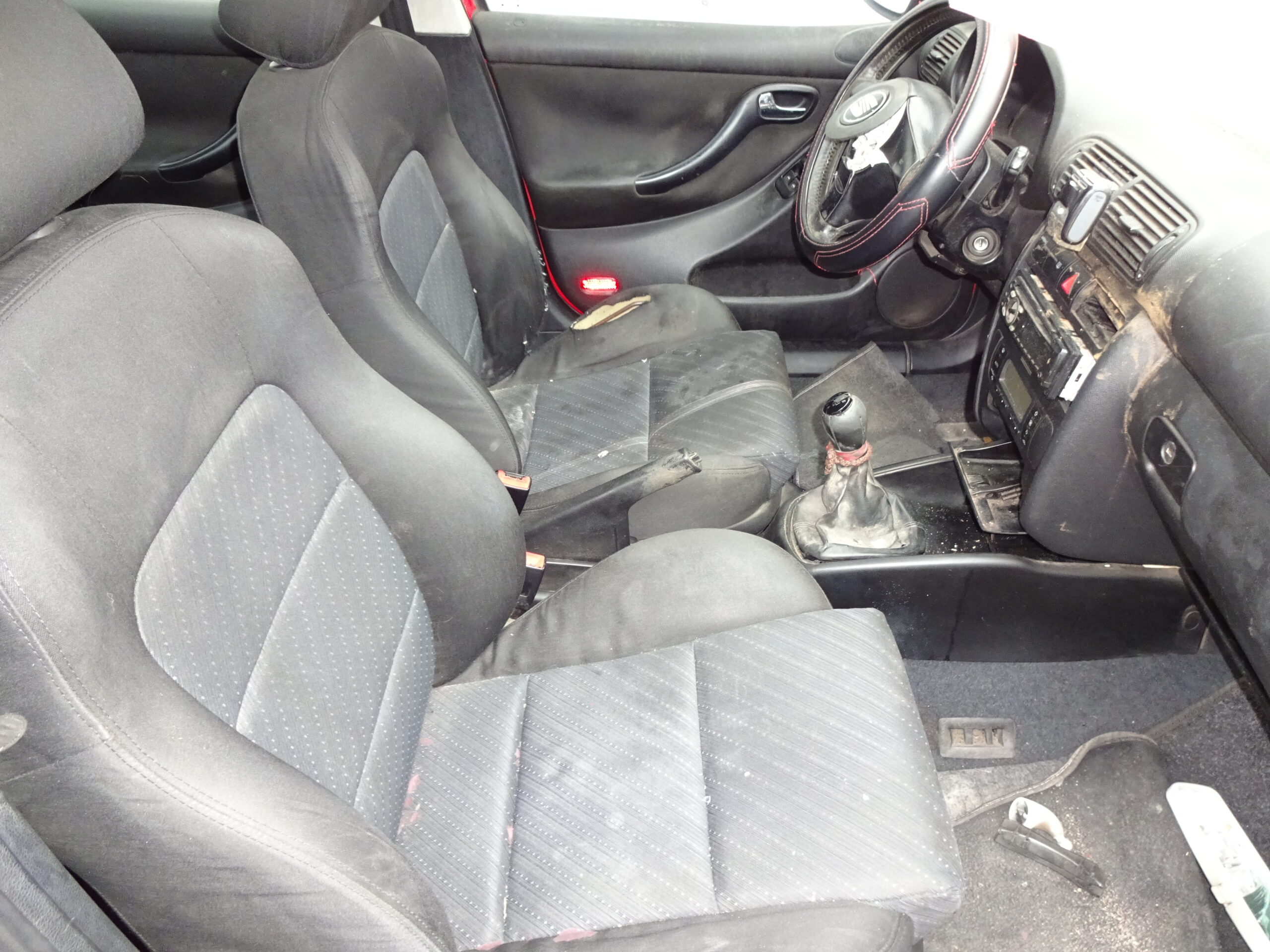 Καθίσματα Σαλόνι Κομπλέ Seat Leon ’03 Σούπερ Προσφορά Μήνα