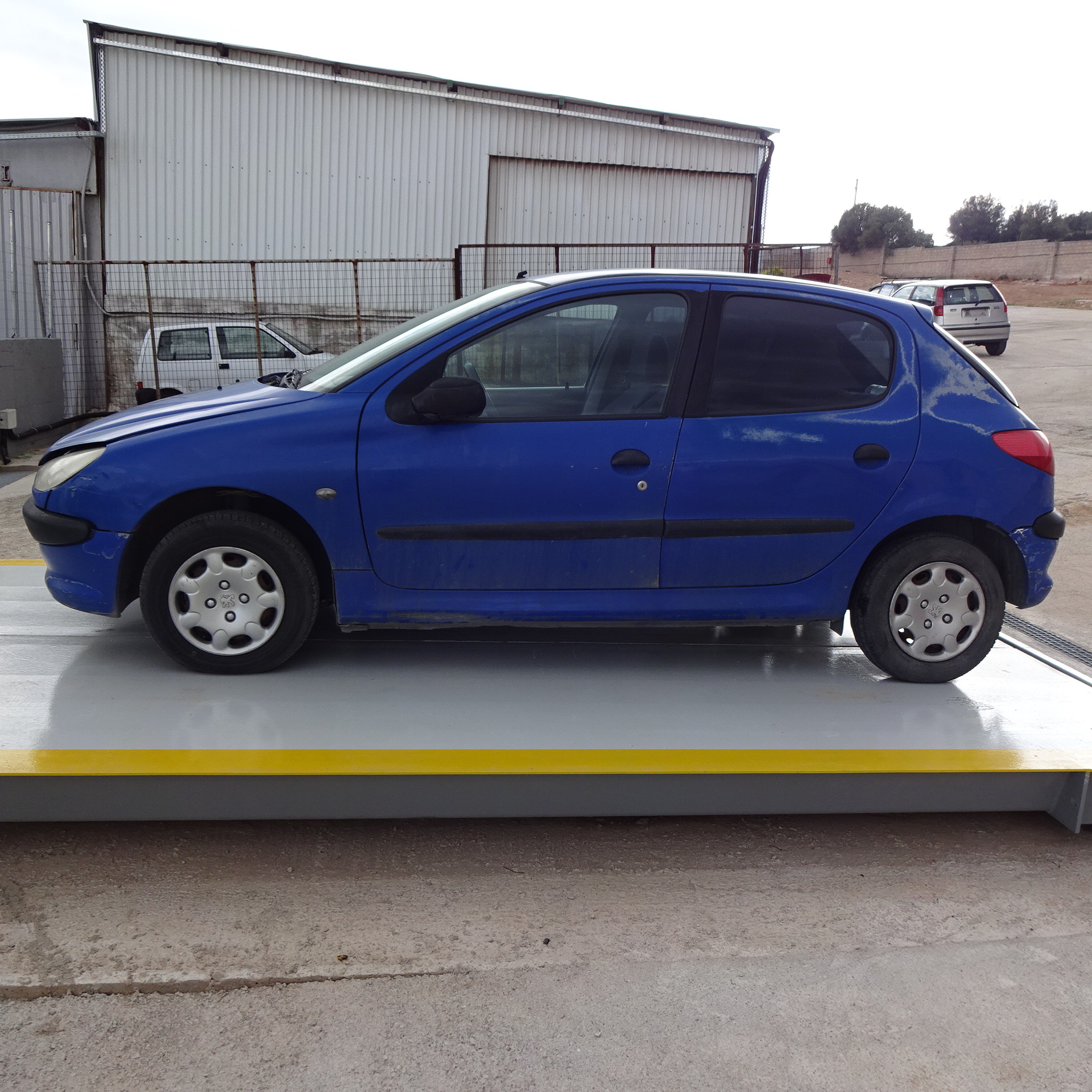 Ψυγεία Peugeot 206 ’02 Προσφορά.