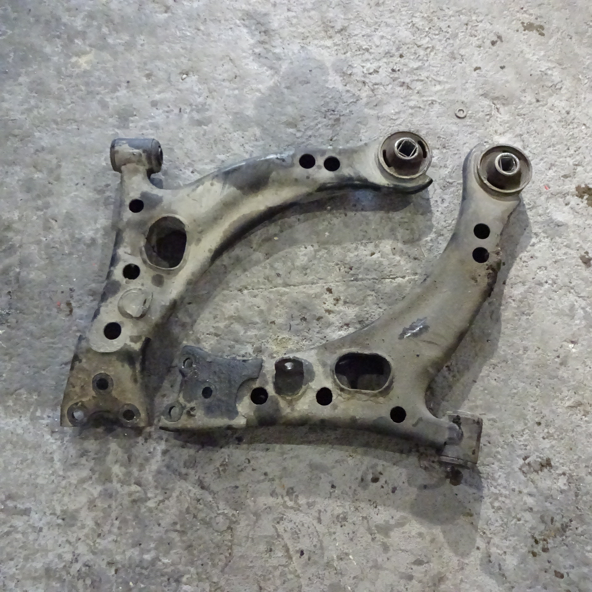 Ψαλίδια Toyota Carina E ’92 Προσφορά.