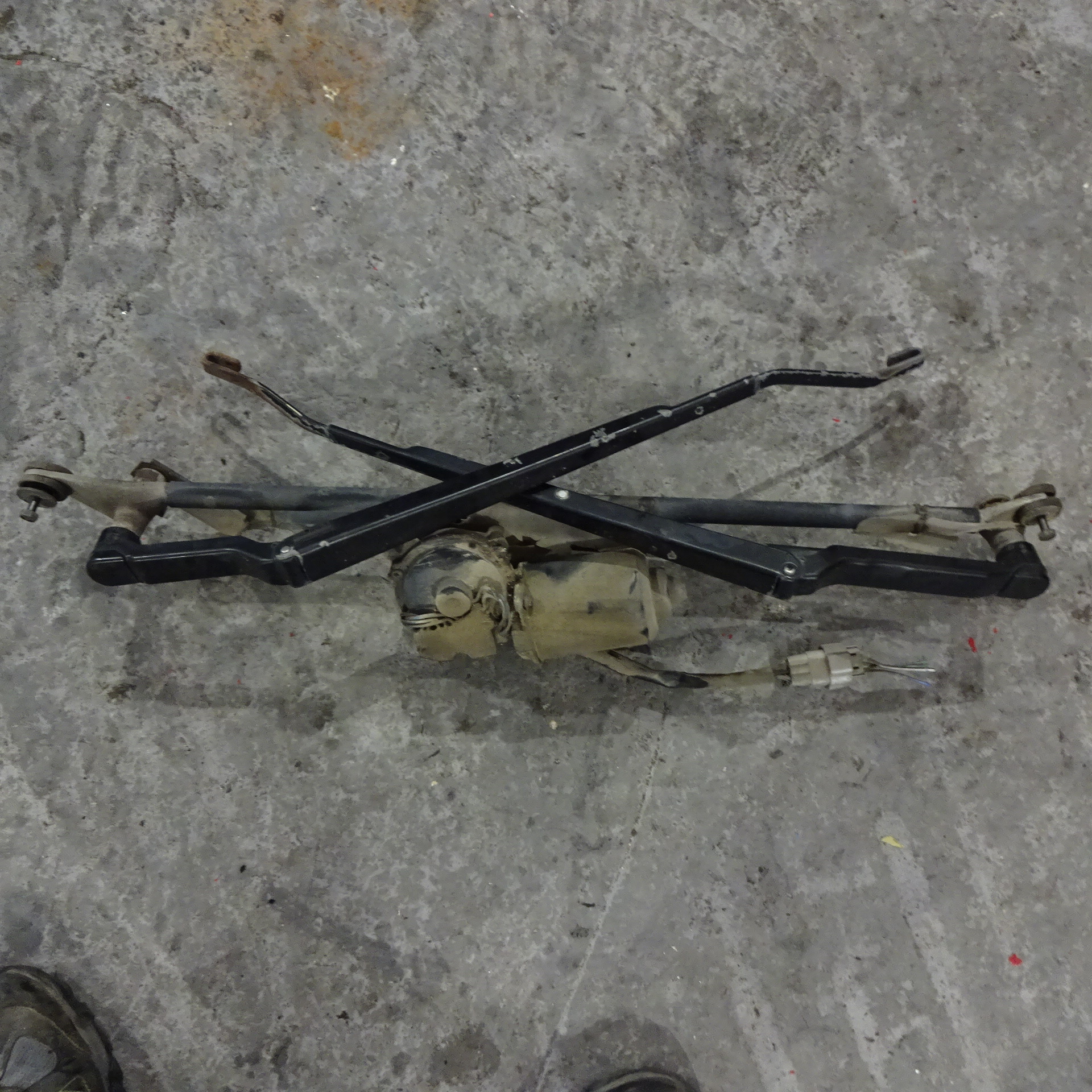Υαλοκαθαριστήρες Σέτ Κομπλέ Toyota Carina E ’92 Προσφορά.