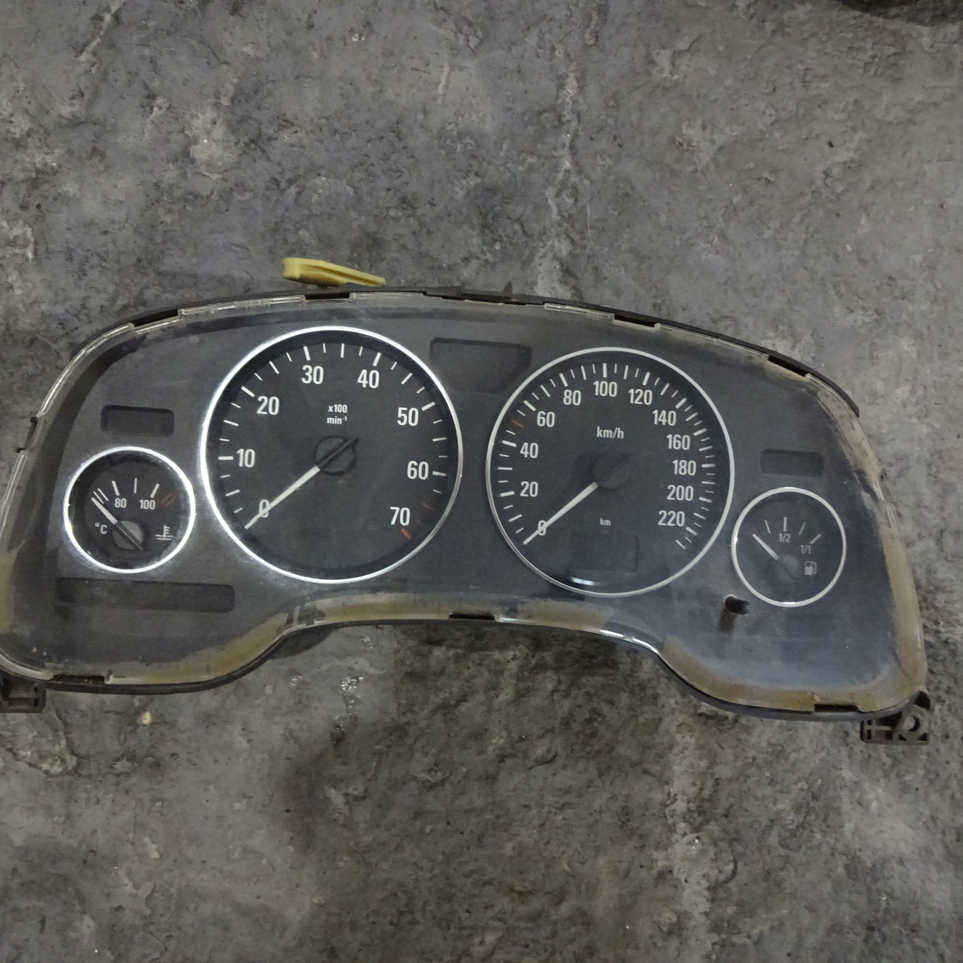 Κοντέρ Opel Astra G ’02 Προσφορά.