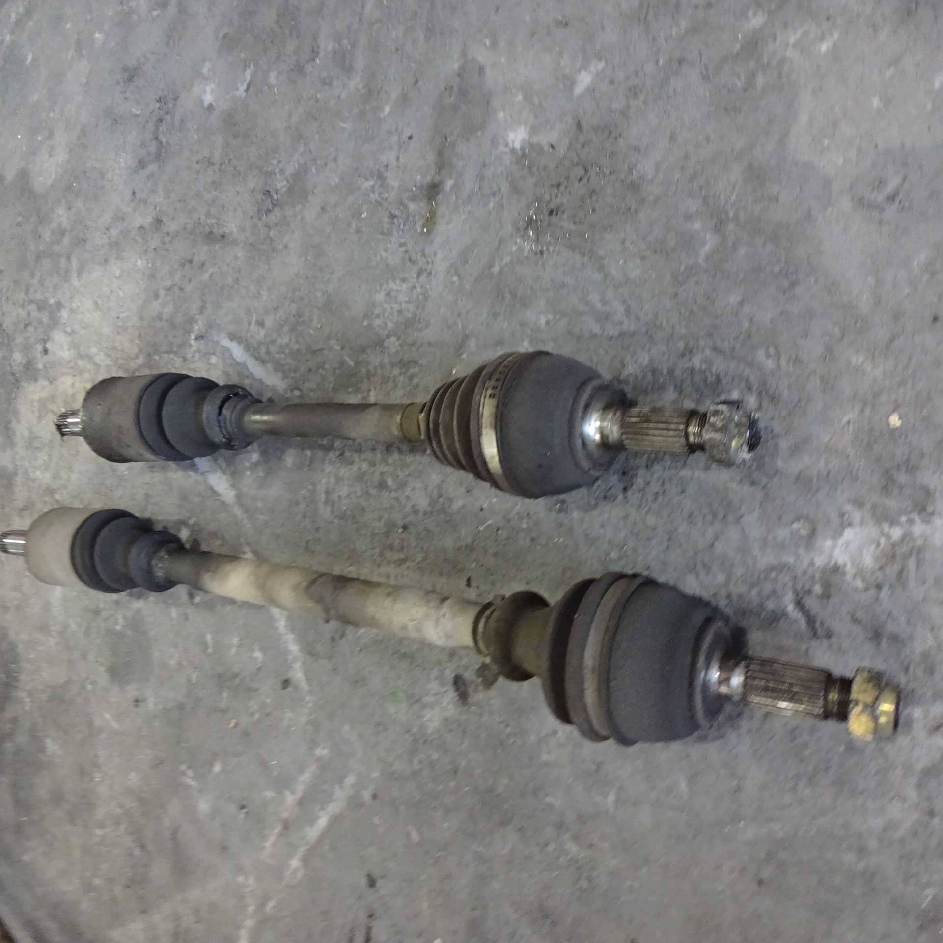 Ημιαξόνιο Δεξί Peugeot 106 ’01 Σούπερ Προσφορά Μήνα