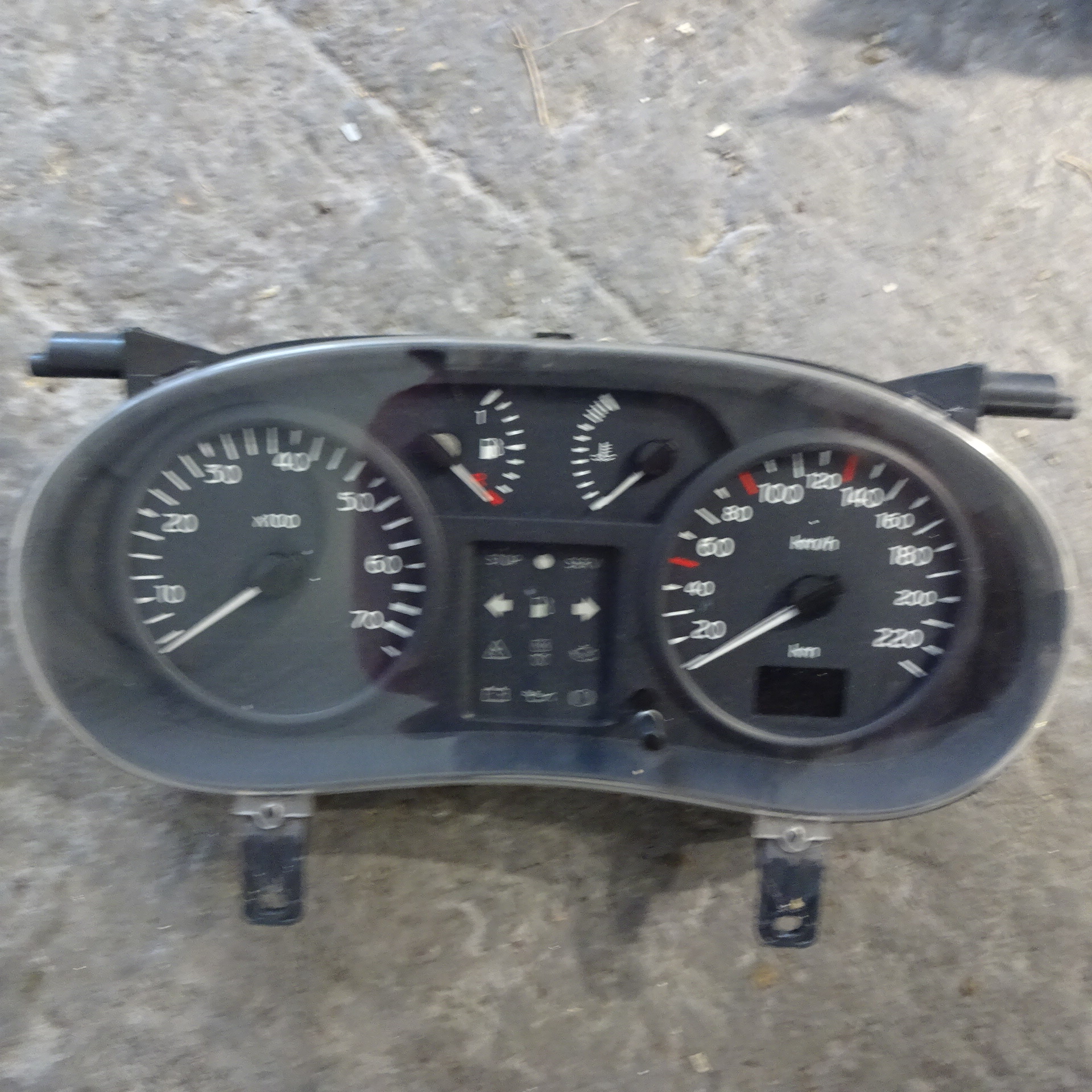 Κοντέρ ( 8200059763 ) Renault Clio ’04 Προσφορά.