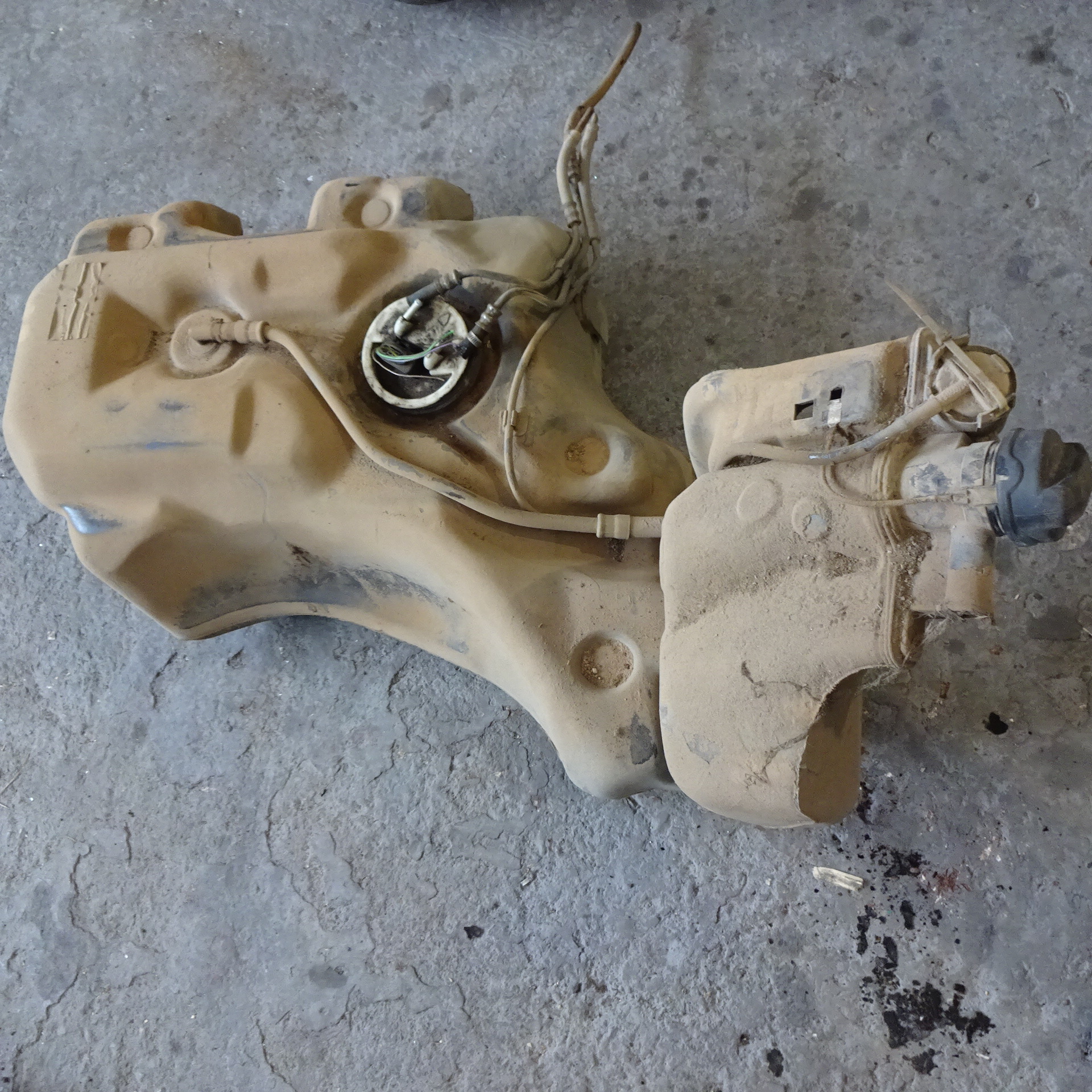Ρεζερβουάρ Βενζίνης VW Passat ’98 Σούπερ Προσφορά Μήνα