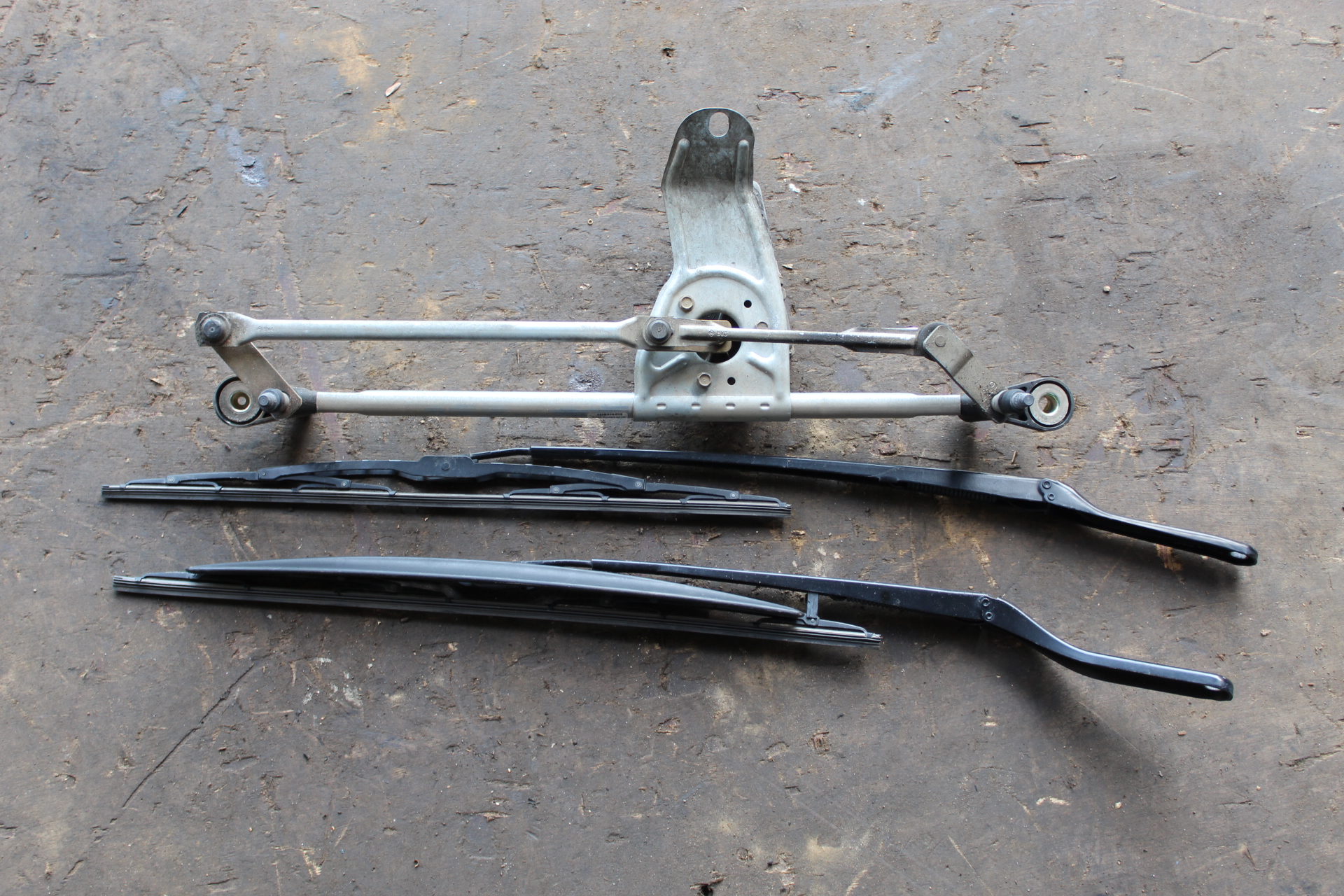 Υαλοκαθαριστήρες Σετ Κομπλέ ( 6913006 , 404.922 ) BMW X5 ’01 Προσφορά.