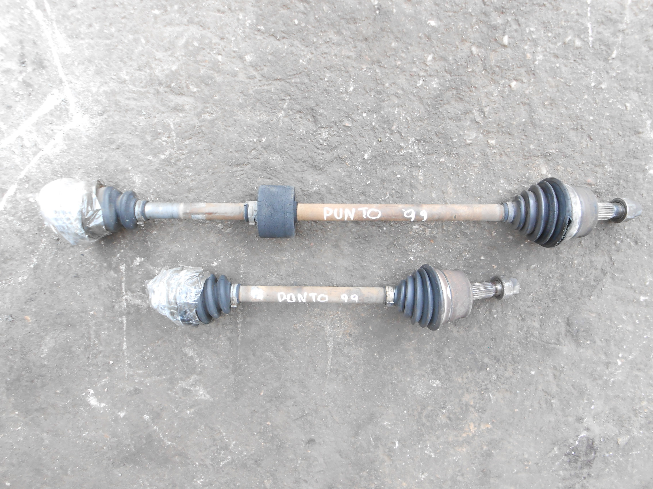 Ημιαξόνιο Αριστερό-Δεξί Fiat Punto ’98 Σούπερ Προσφορά Μήνα