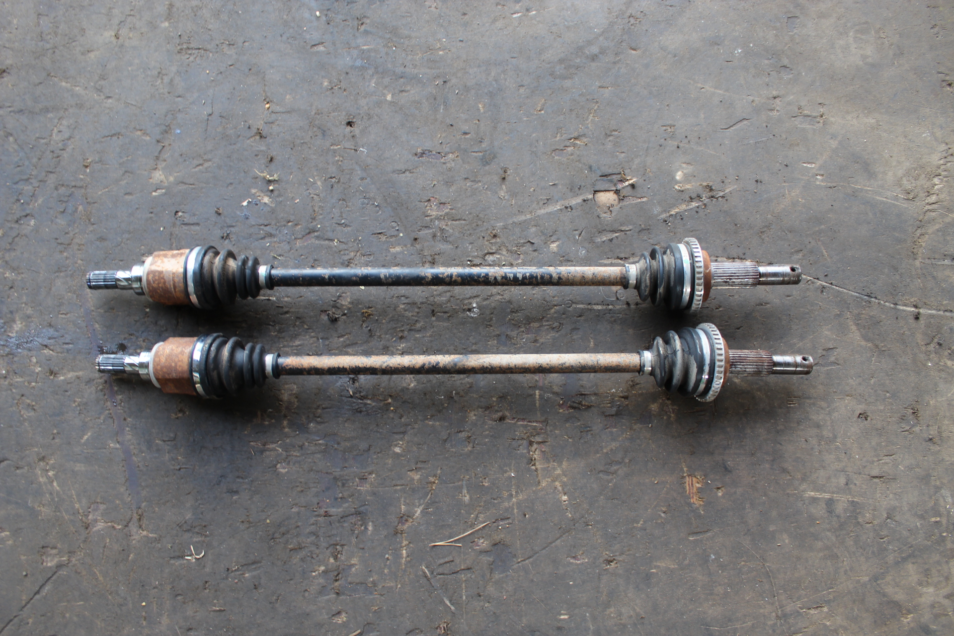 Ημιαξόνια Πίσω Nissan X-Trail ’02 Προσφορά.