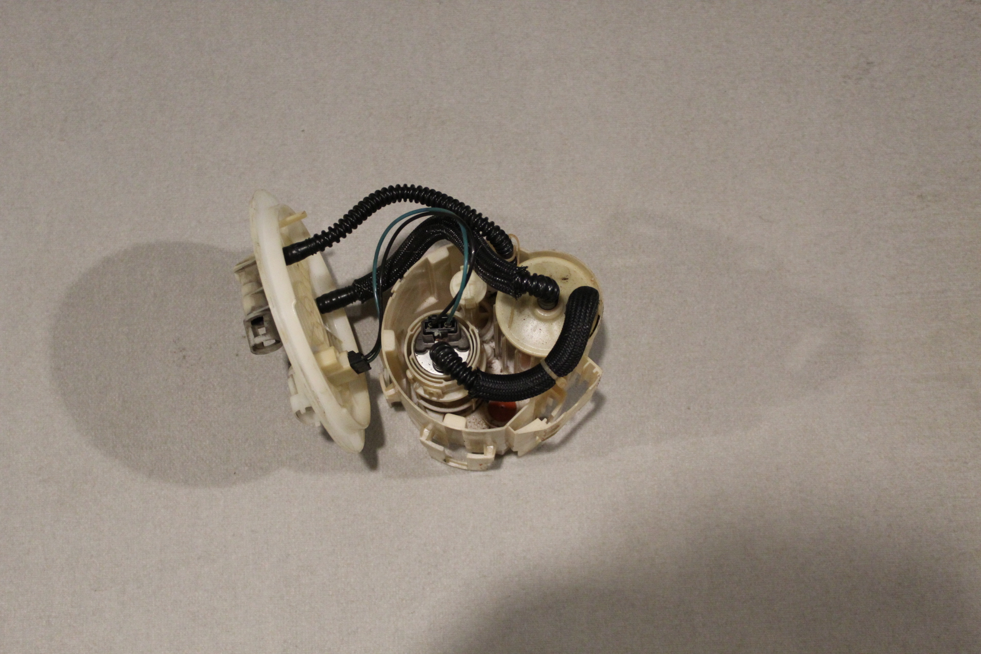 Αντλία Βενζίνης ( 13239241 ) Opel Astra H OPC ’06 Προσφορά.