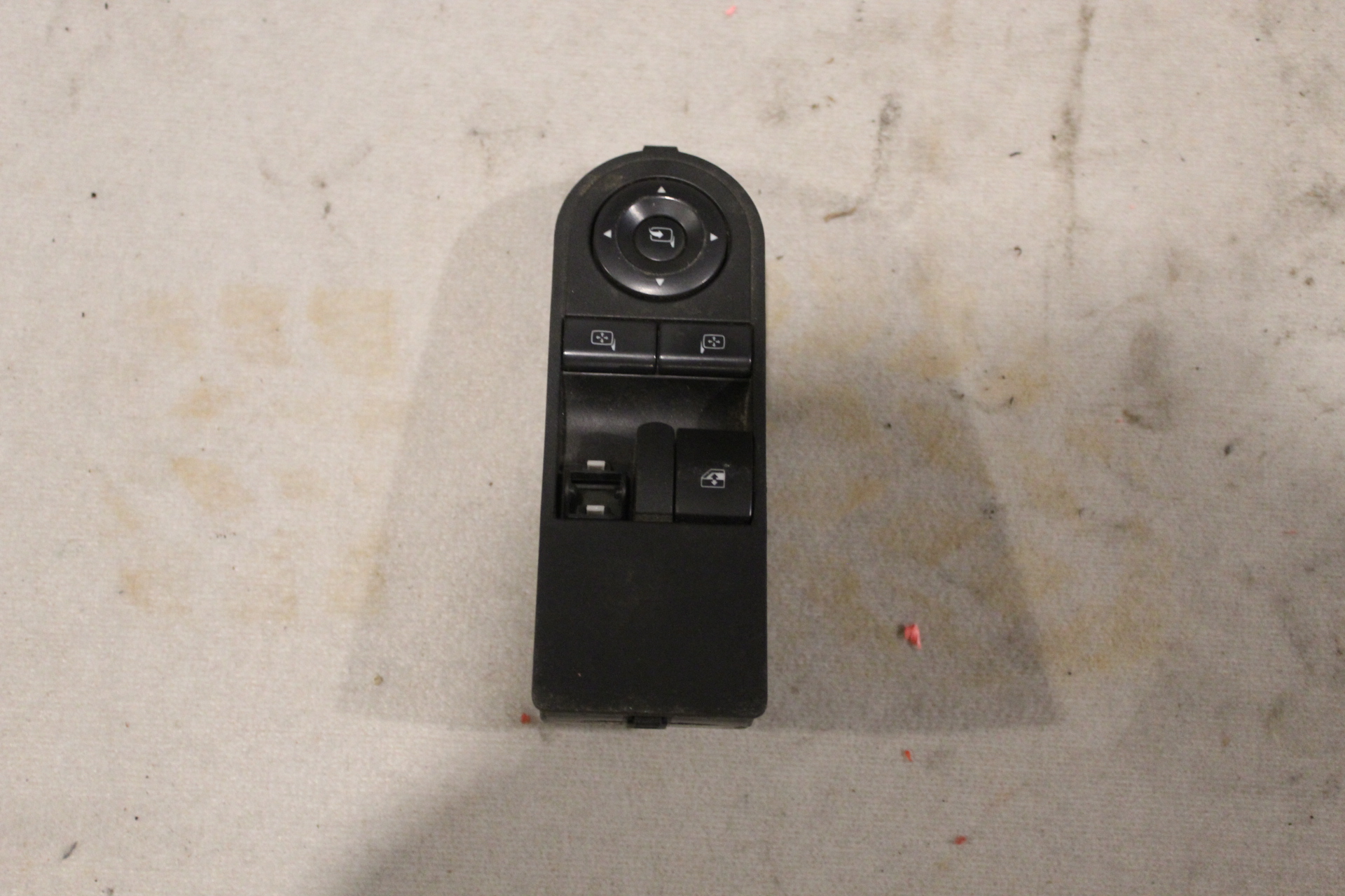 Διακόπτης Παραθύρων Opel Astra H OPC ’06 Προσφορά.