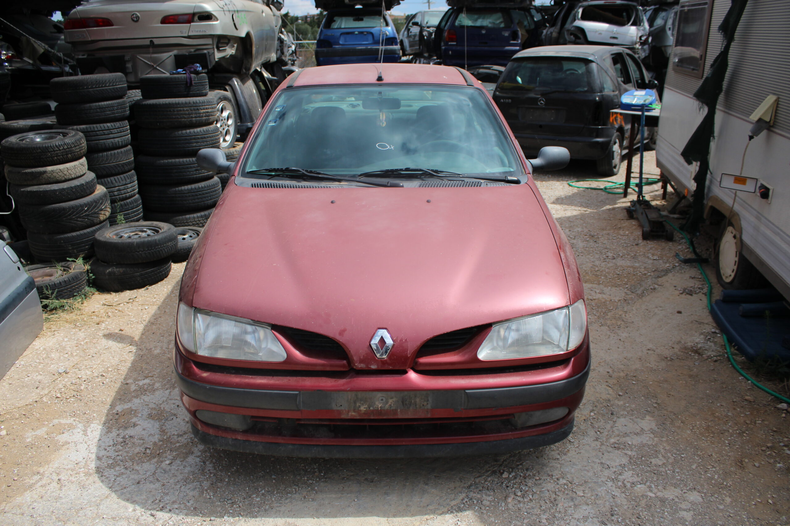 Ψυγεία Renault Megane ’98 Προσφορά.