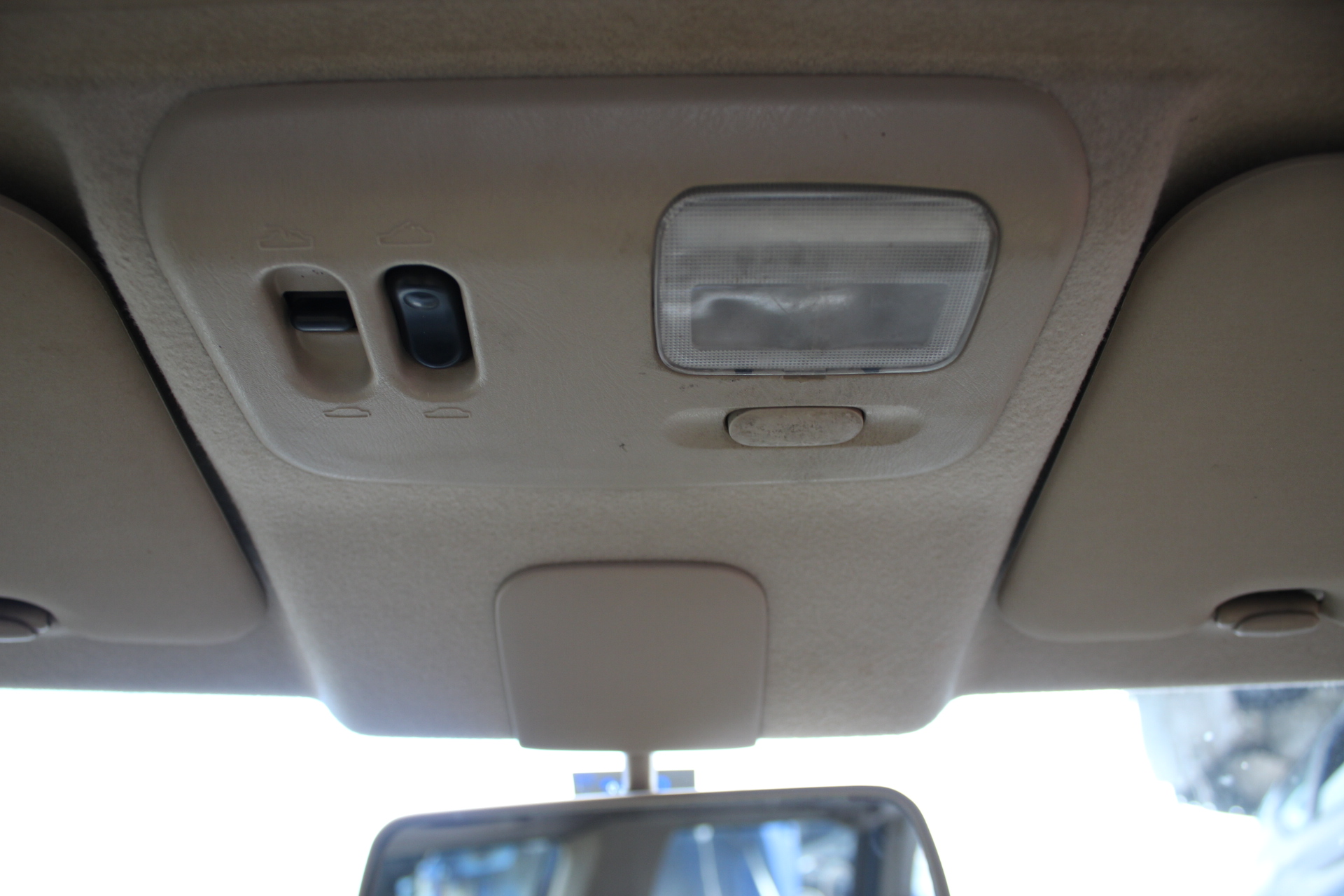 Πλαφονιέρα Εμπρός Nissan X-Trail ’02 Προσφορά.