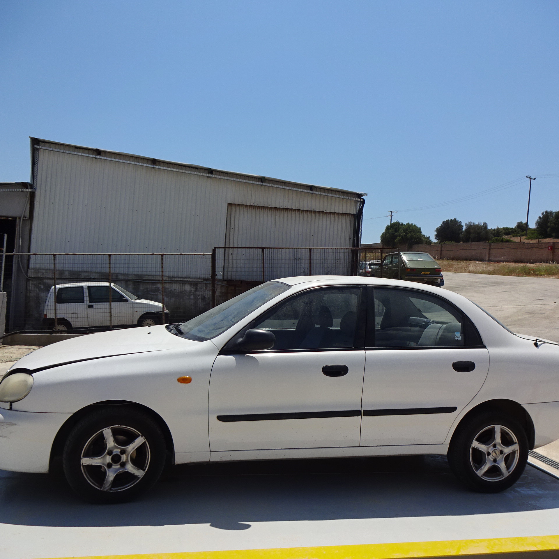 Φτερά Πίσω Daewoo Lanos ’99 Σούπερ Προσφορά Μήνα
