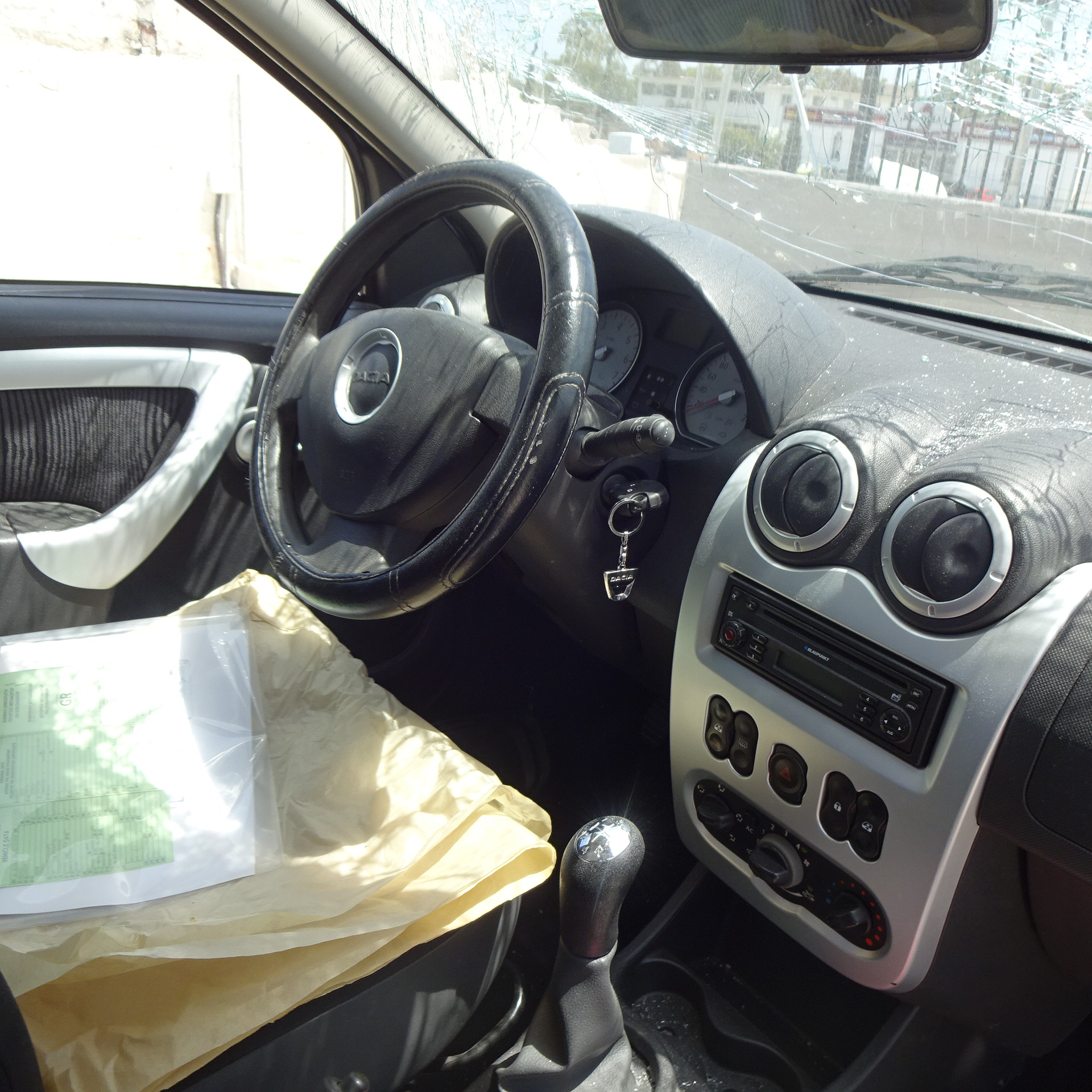 Πάνελ Πορτών Dacia Sandero ’08 Προσφορά.