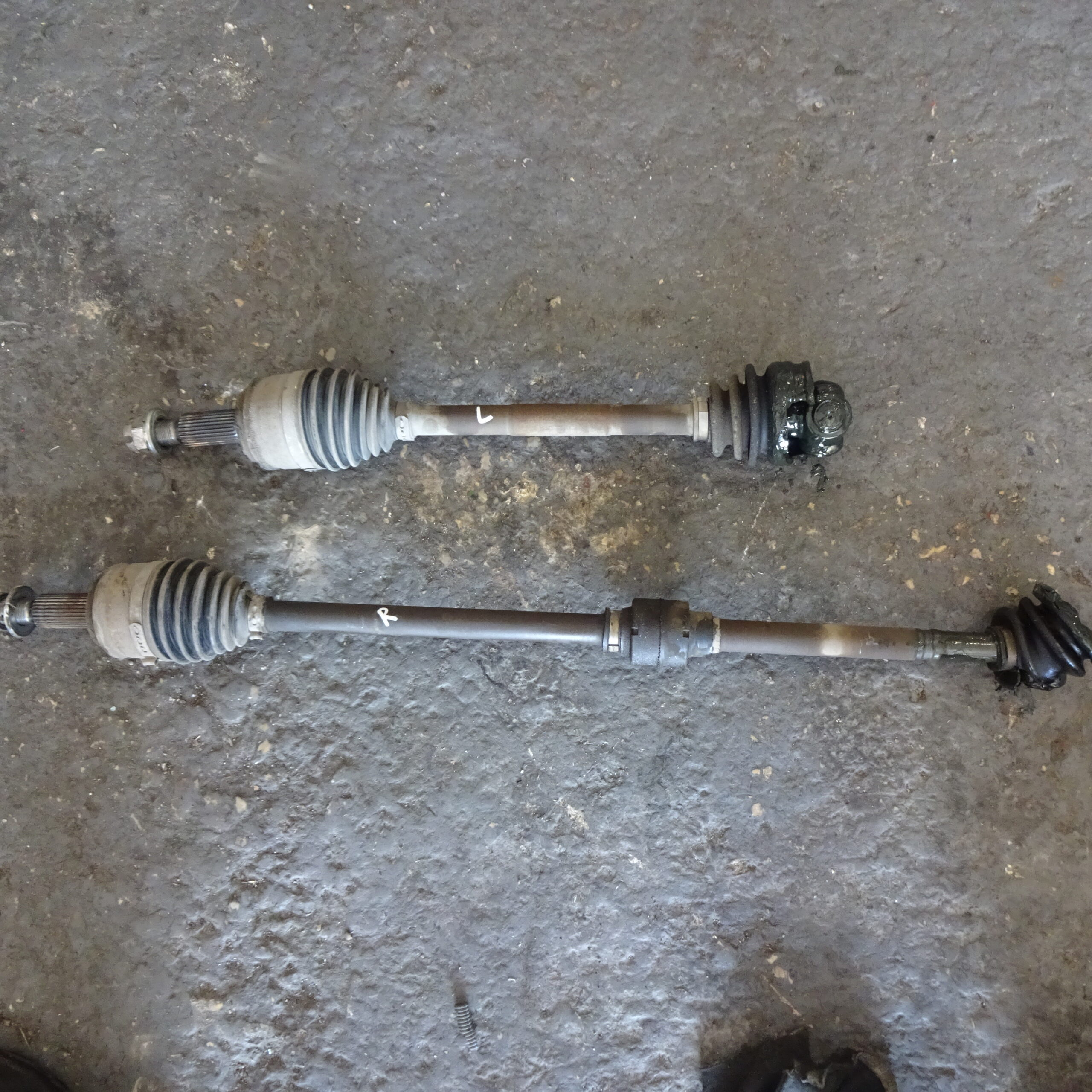 Ημιαξόνιο Αριστερό-Δεξί Mitsubishi Lancer ’08 Προσφορά.