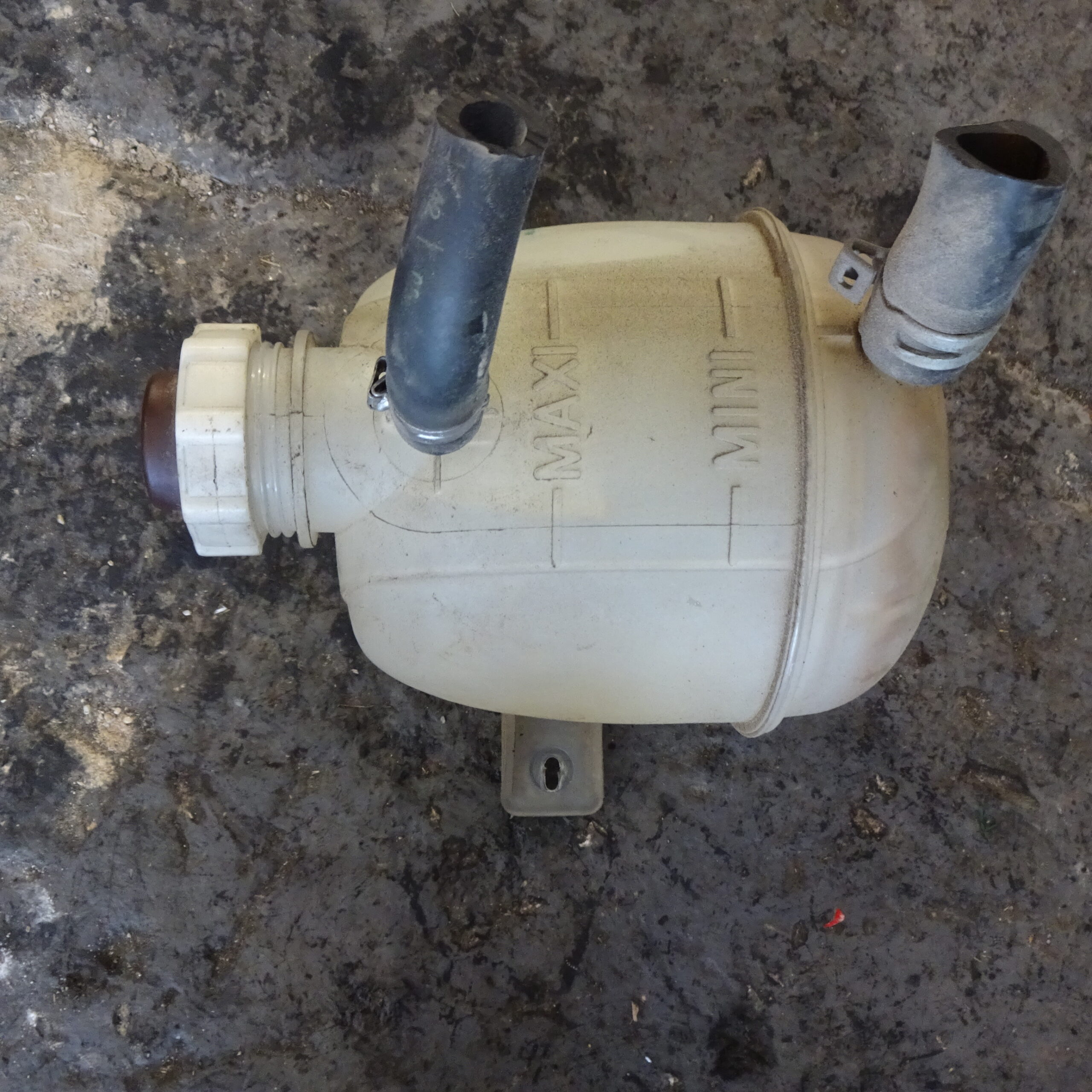 Δοχείο Διαστολής Dacia Sandero ’08 Προσφορά.