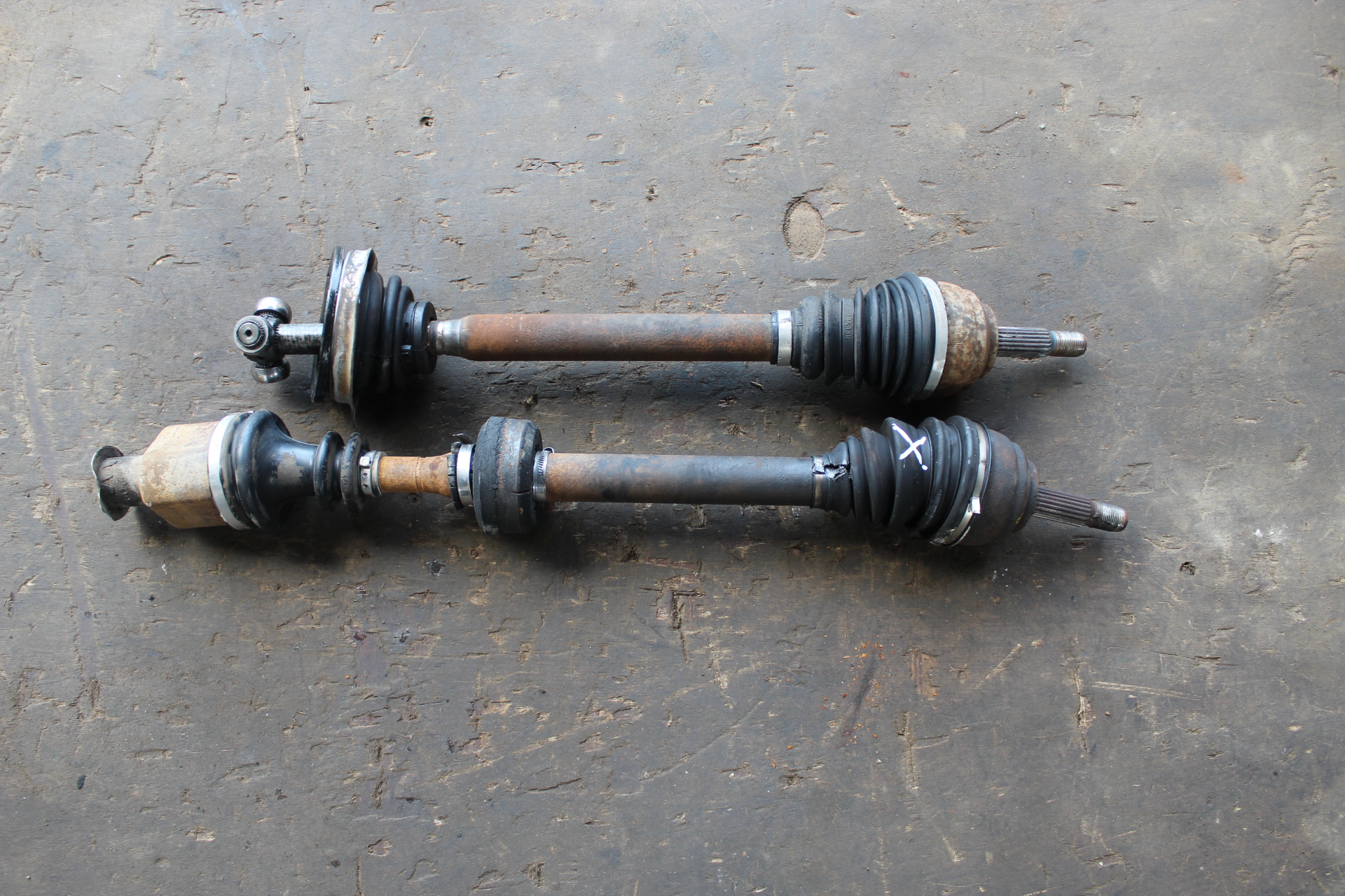 Ημιαξόνιο Αριστερό-Δεξί Renault Megane ’98 Προσφορά.