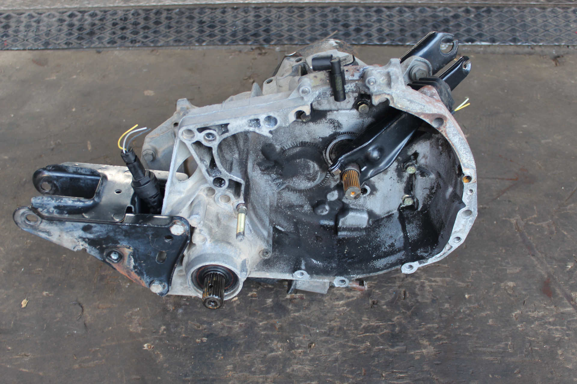 Χειροκίνητο Σασμάν Renault Megane ’98 Προσφορά.