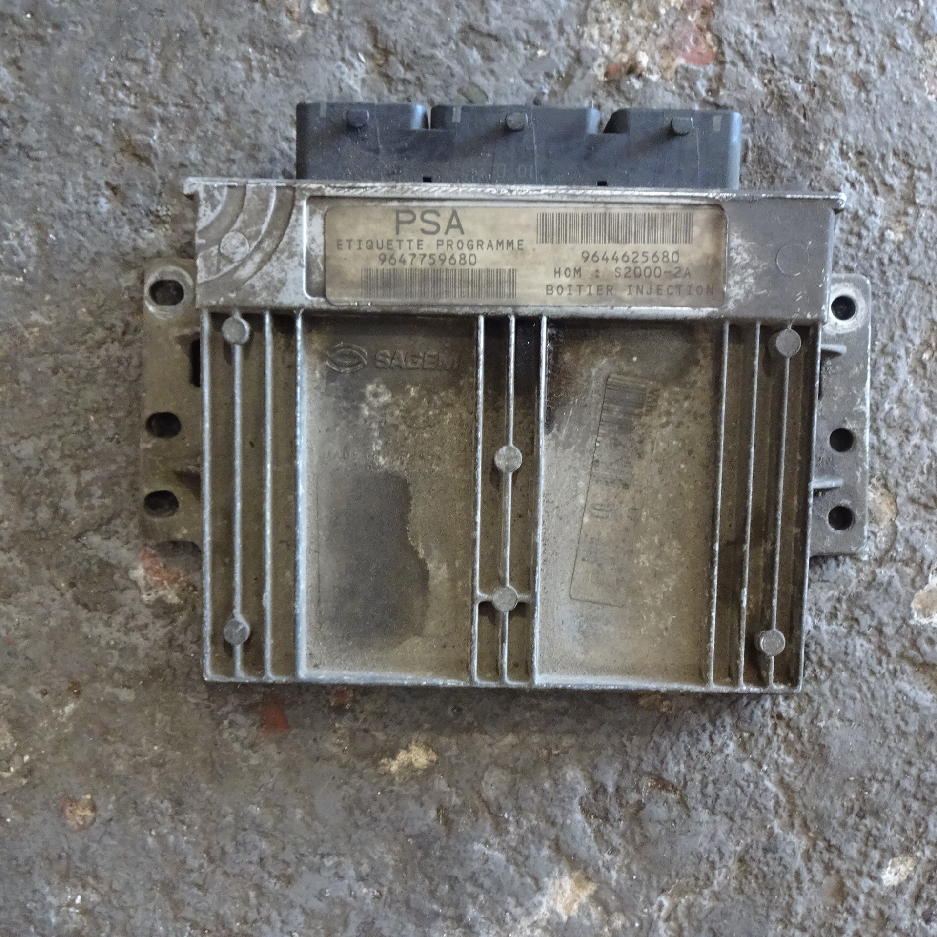 Εγκέφαλος Κινητήρα Σέτ ( 9647759680 , 9644625680 ) Peugeot 206 ’02 Προσφορά.