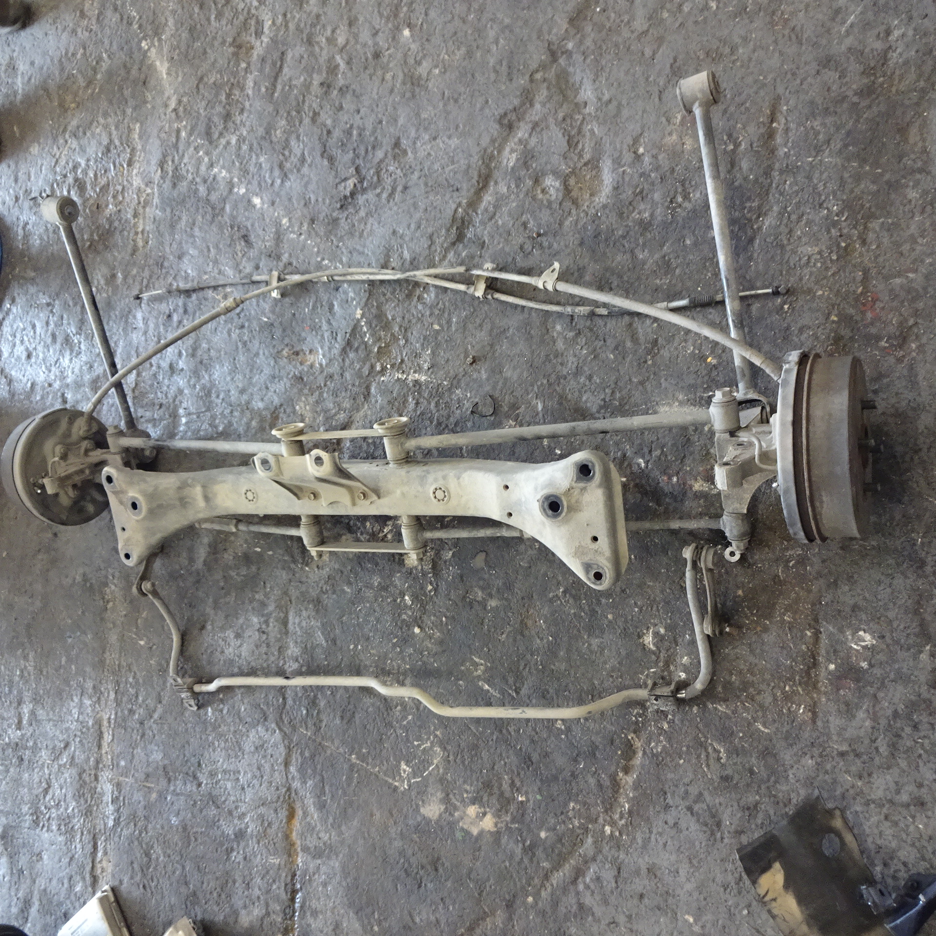 Γέφυρα Πίσω Toyota Corolla ’99 Προσφορά.