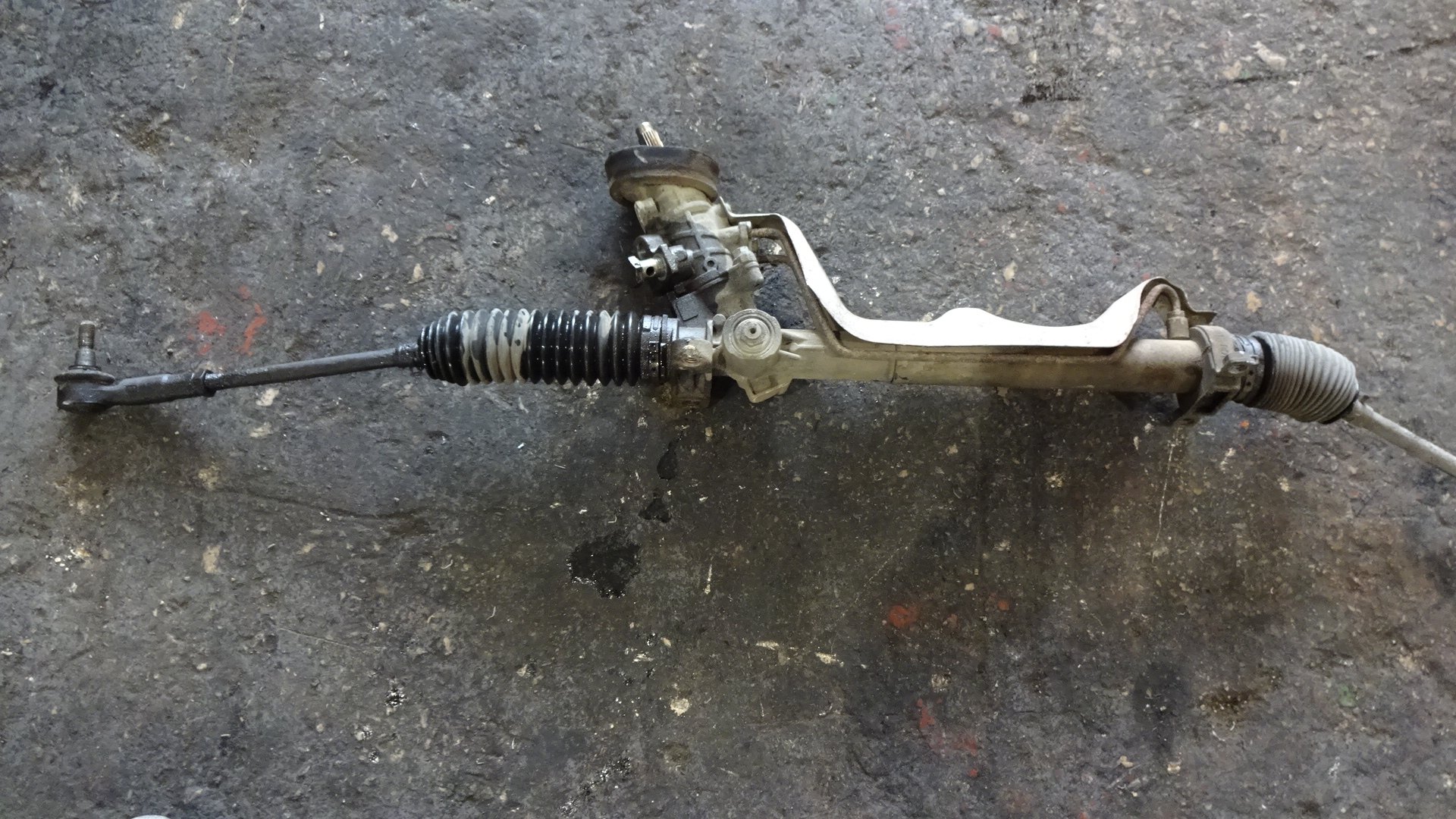 Κρεμαργιέρα Skoda Fabia ’02 Προσφορά.