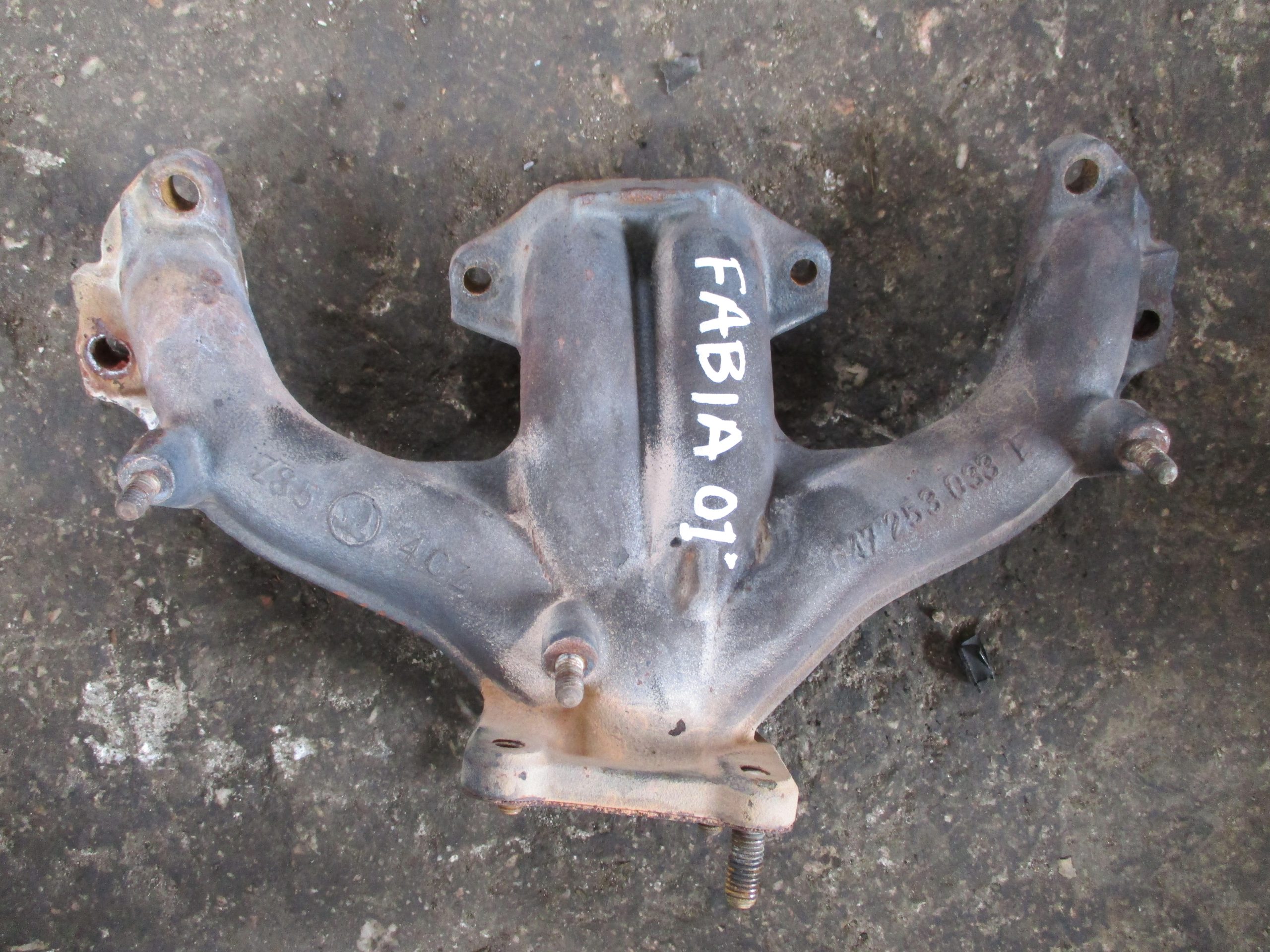 Χταπόδι Πολλαπλής Εξαγωγής Skoda Fabia ’02 Προσφορά.