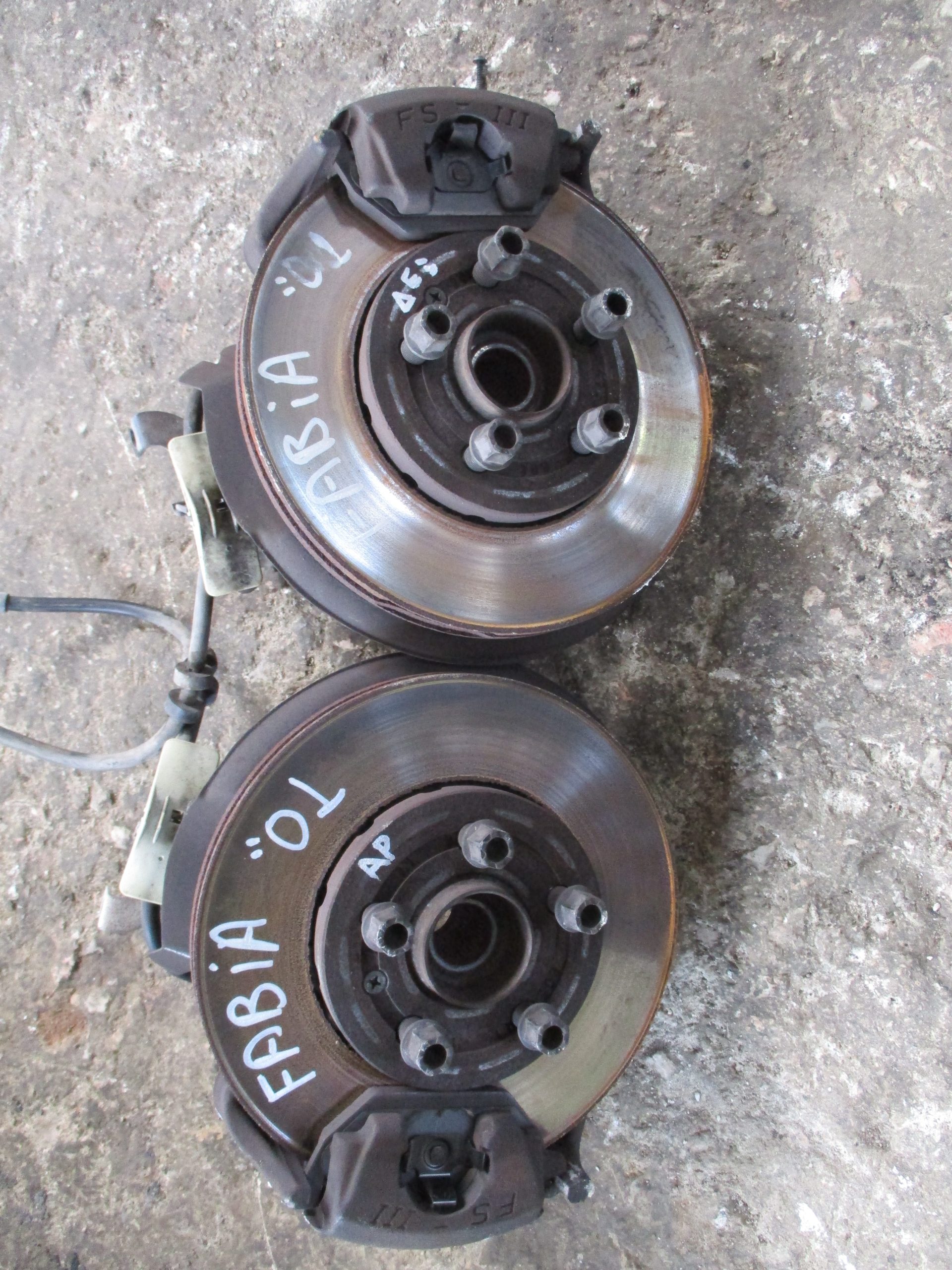 Ακραξόνια Skoda Fabia ’02 Προσφορά.