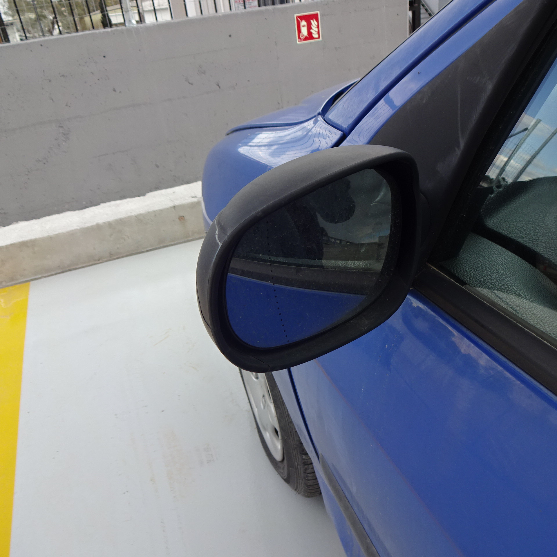 Καθρέπτης Peugeot 206 ’02 Προσφορά
