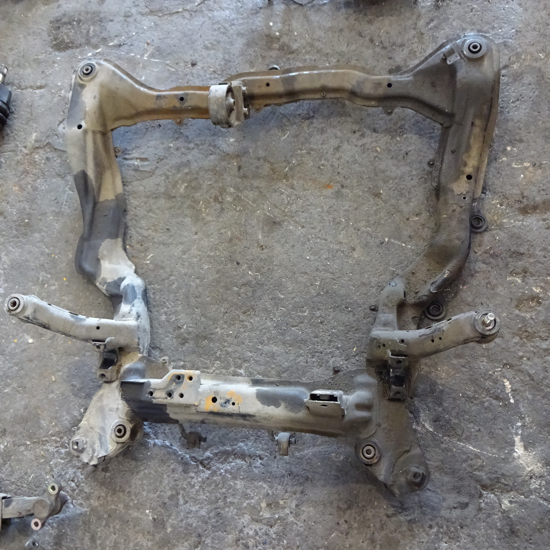 Γέφυρα Εμπρός-Πίσω Hyundai Sonata ’05 Προσφορά.