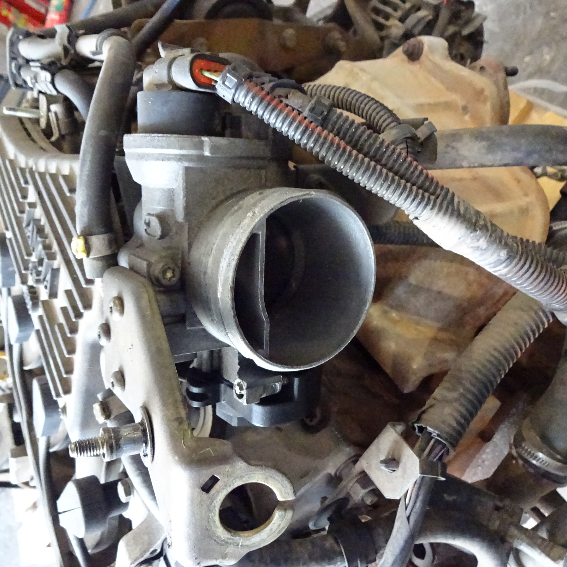 Πεταλούδα Γκαζιού Lancia Lybra ’00 Σούπερ Προσφορά Μήνα