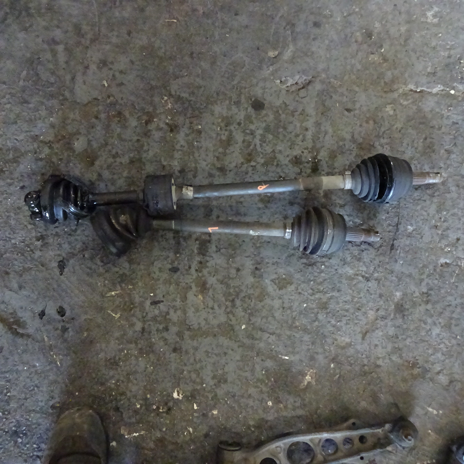 Ημιαξόνιο Αριστερό-Δεξί Lancia Ypsilon ’98 Σούπερ Προσφορά Μήνα