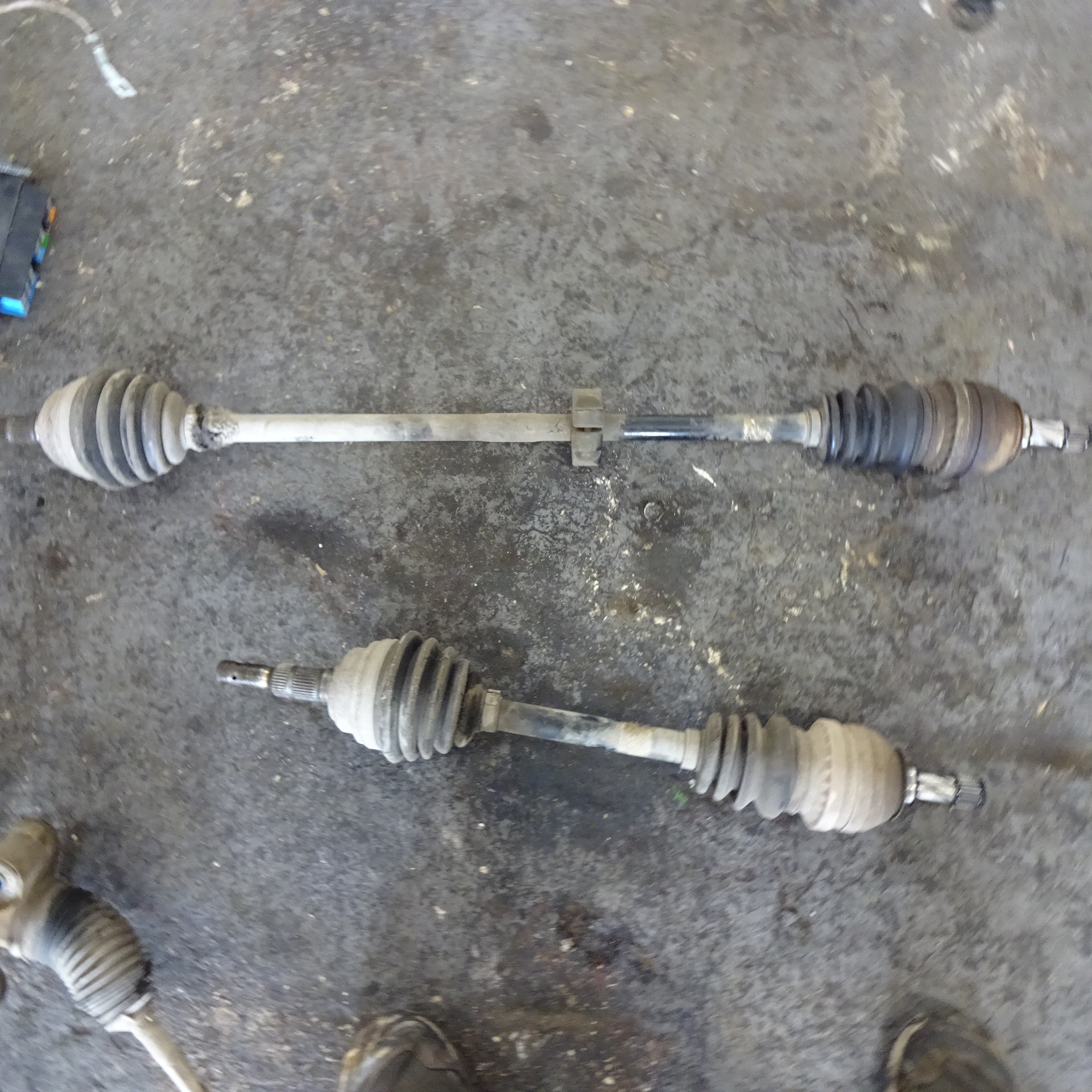 Ημιαξόνιο Αριστερό-Δεξί Opel Astra G ’01 Προσφορά.