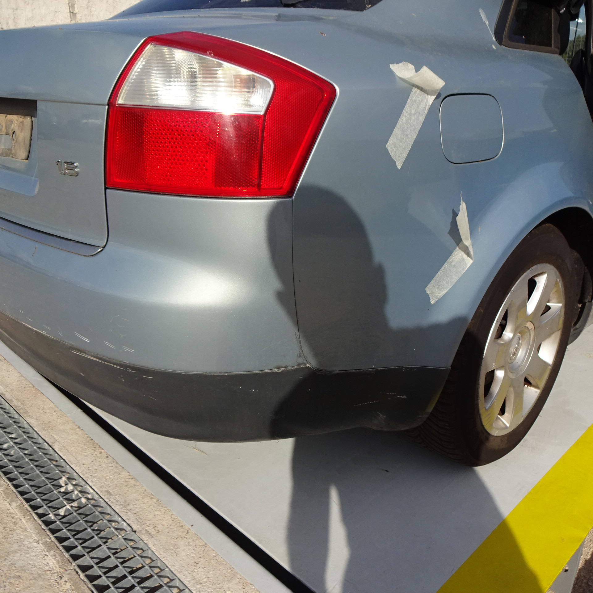 Πορτάκι Ρεζερβουάρ Audi A4 ’01 Προσφορά.