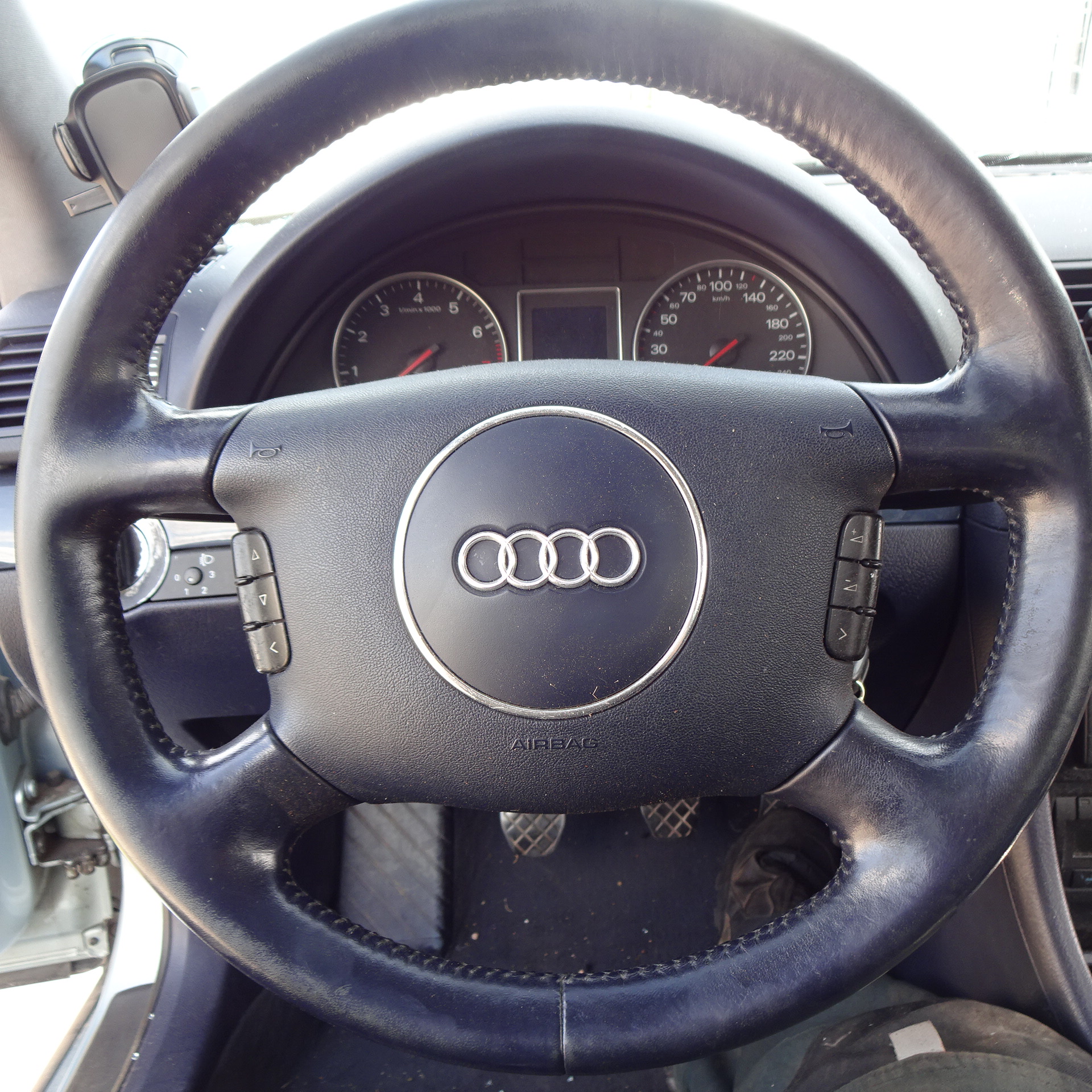 Αερόσακοι Σετ Κομπλέ Audi A4 ’01 Προσφορά.