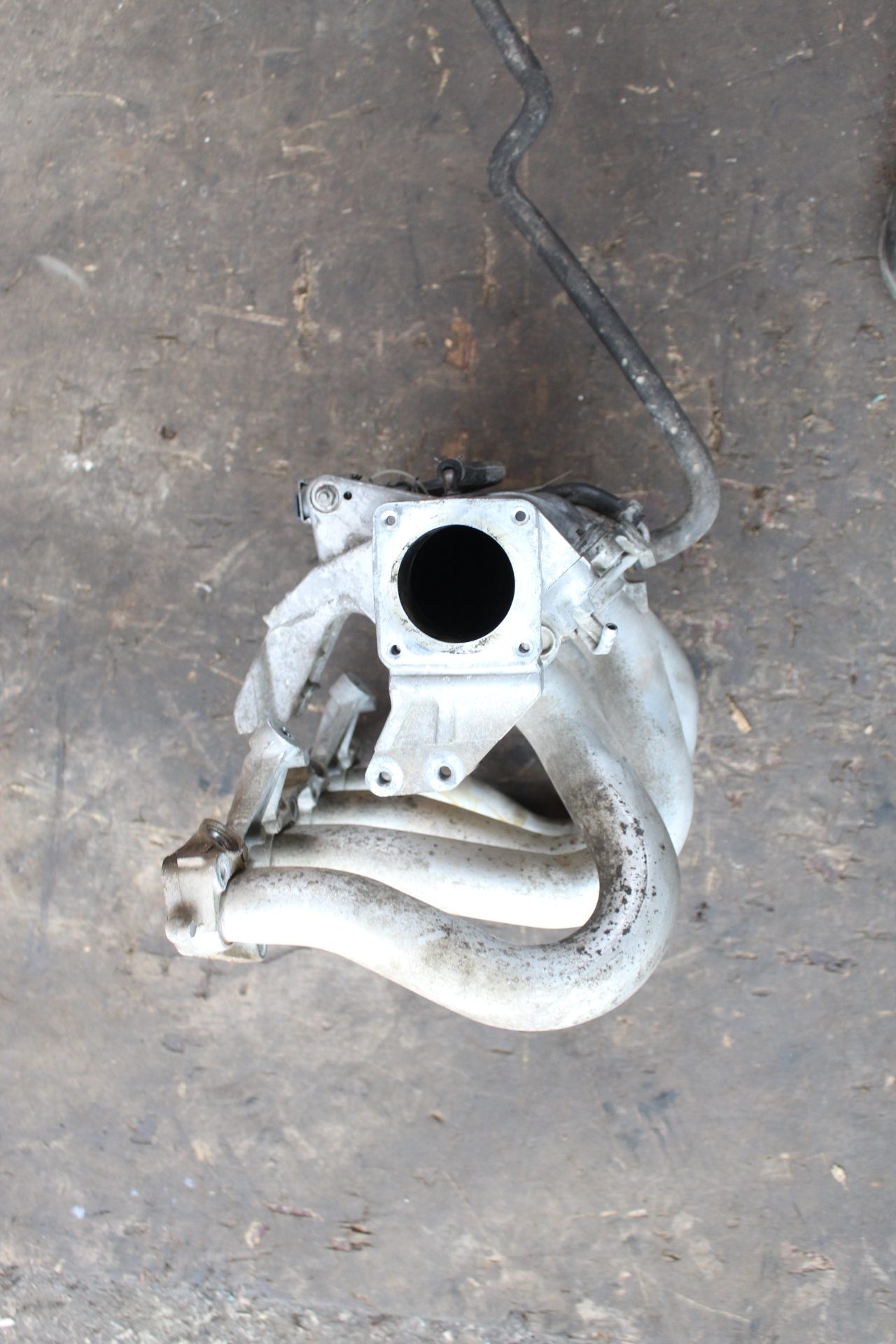 Χταπόδι Πολλαπλής Εισαγωγής Nissan Almera N16 ’02 Προσφορά.