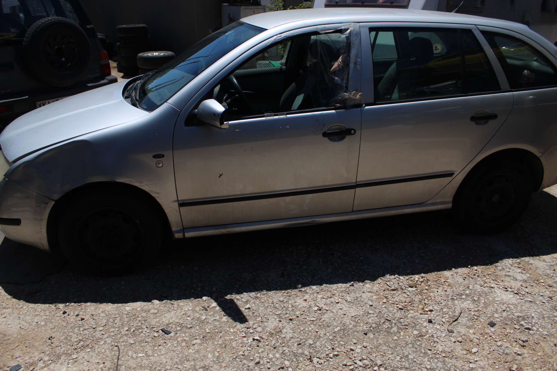 Χερούλια Πορτών Εξωτερικά Skoda Fabia ’02 Προσφορά