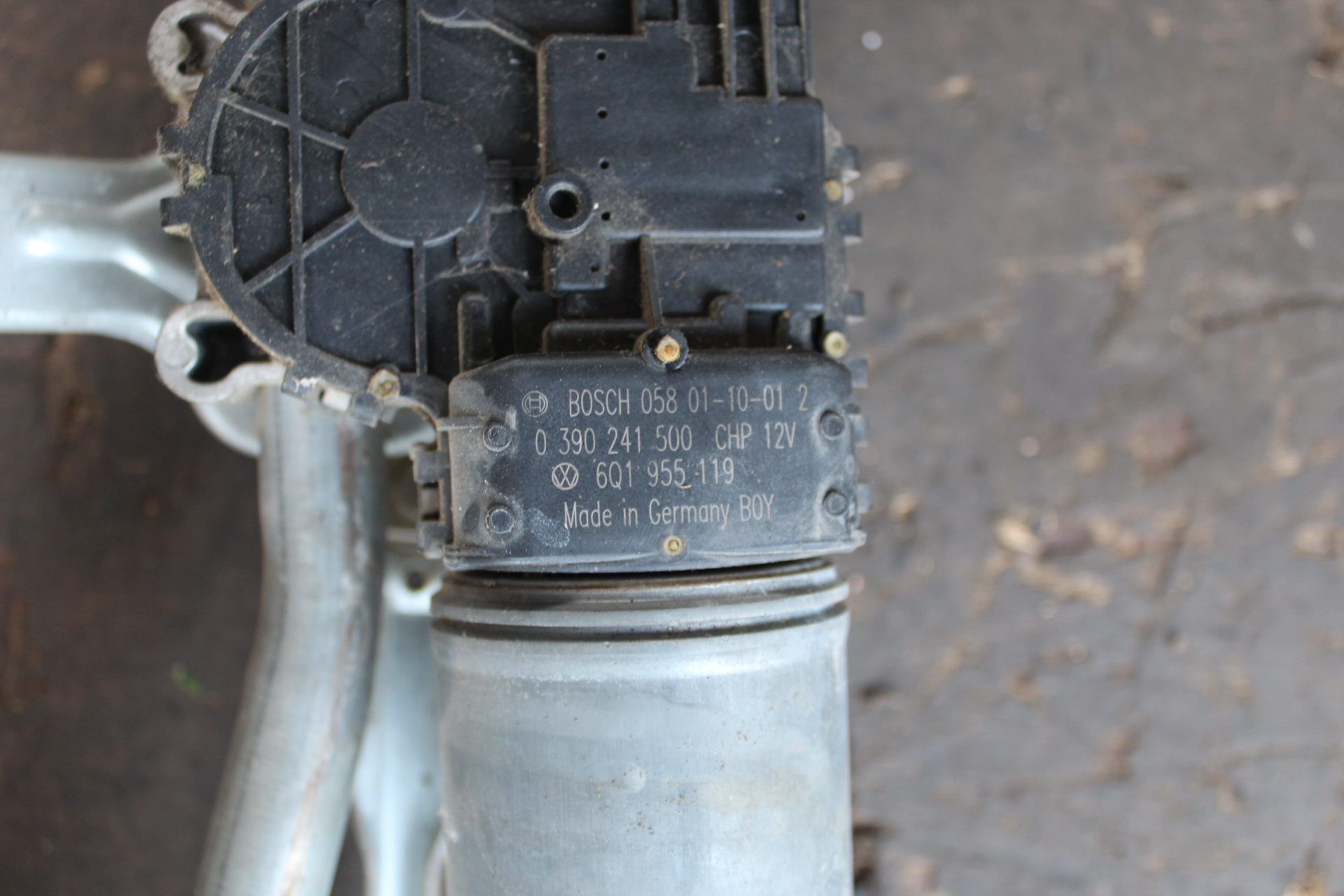 Υαλοκαθαριστήρας Εμπρός Skoda Fabia ’02 Προσφορά