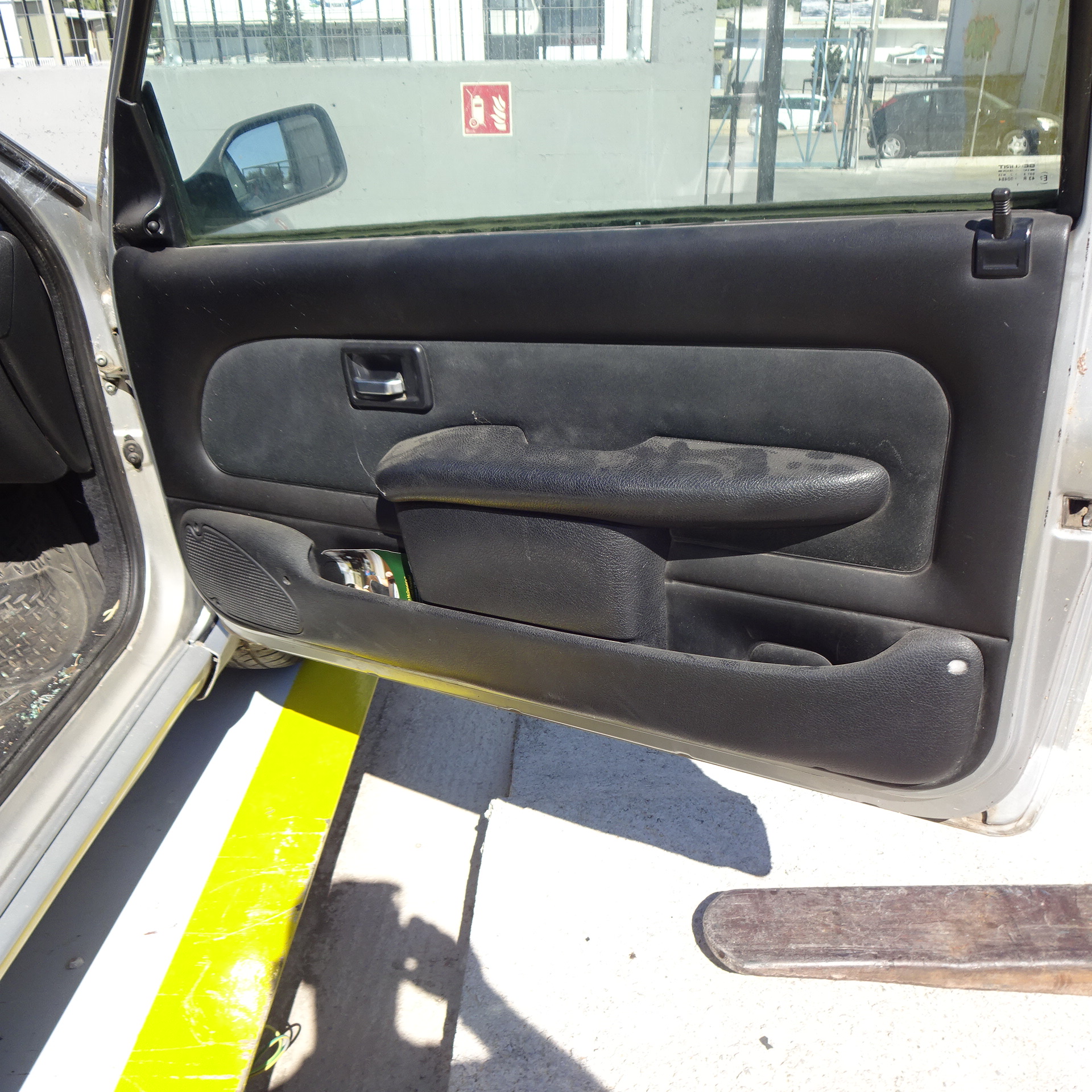 Γρύλλοι Παραθύρων Ηλεκτρικοί Peugeot 106 ’01 Σούπερ Προσφορά Μήνα